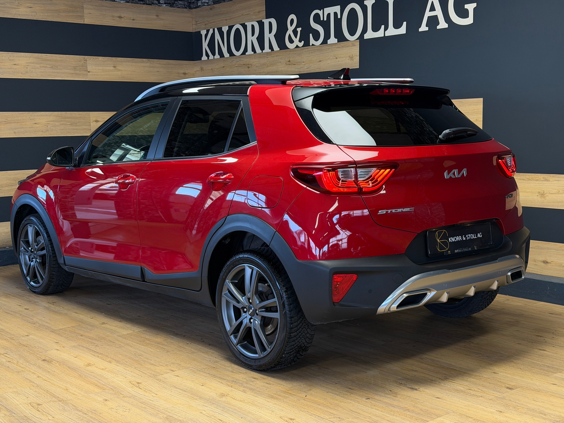 KIA Stonic 1.0 T-GDI MHEV GT-Line iMT-image-5