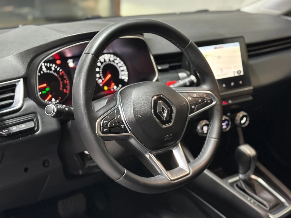 RENAULT Clio 1.0 Intens CVT-image-8