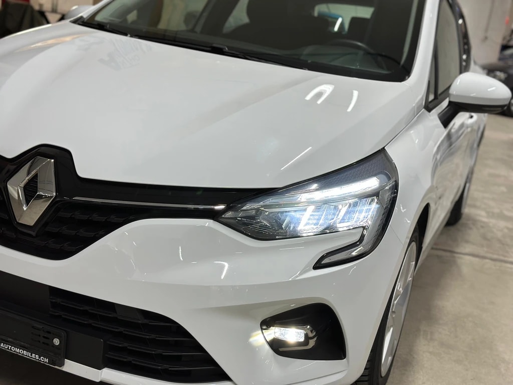 RENAULT Clio 1.0 Intens CVT-image-1