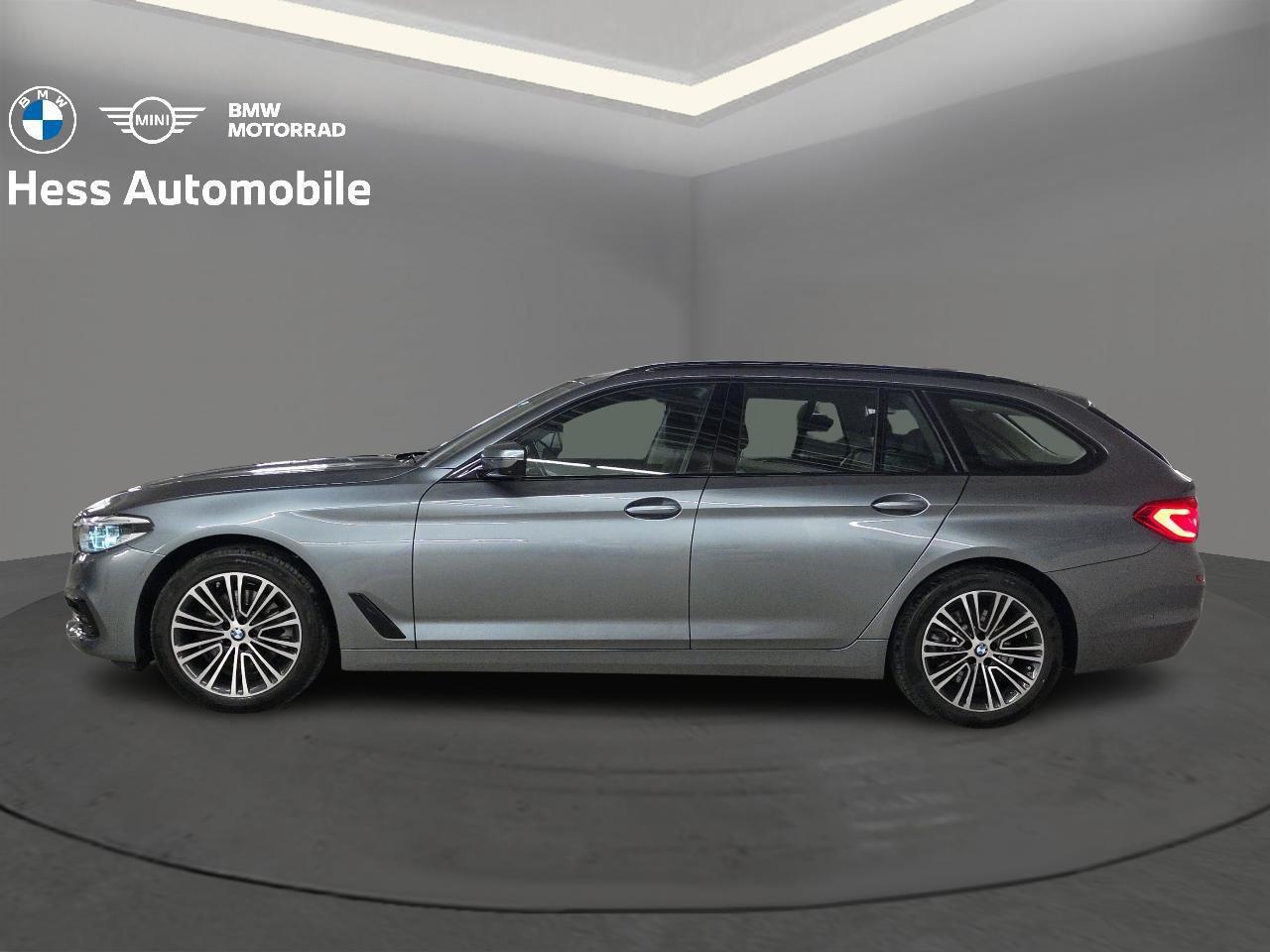 BMW 520d xDrive Touring Sport Line-image-9