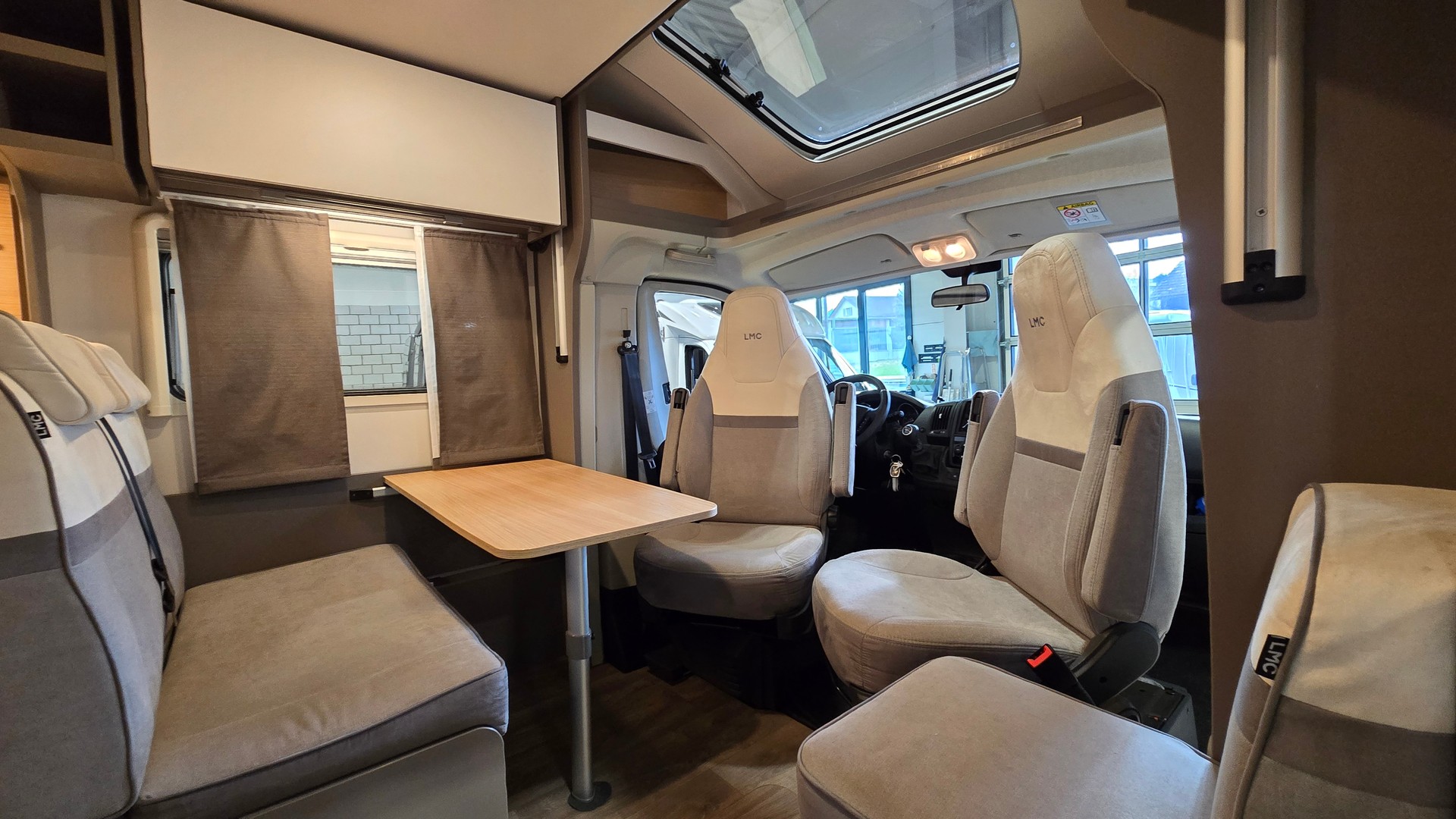 LMC Lift Tourer H 660G, Citroen Jumper 2.2BlueHdi 140PS-image-6