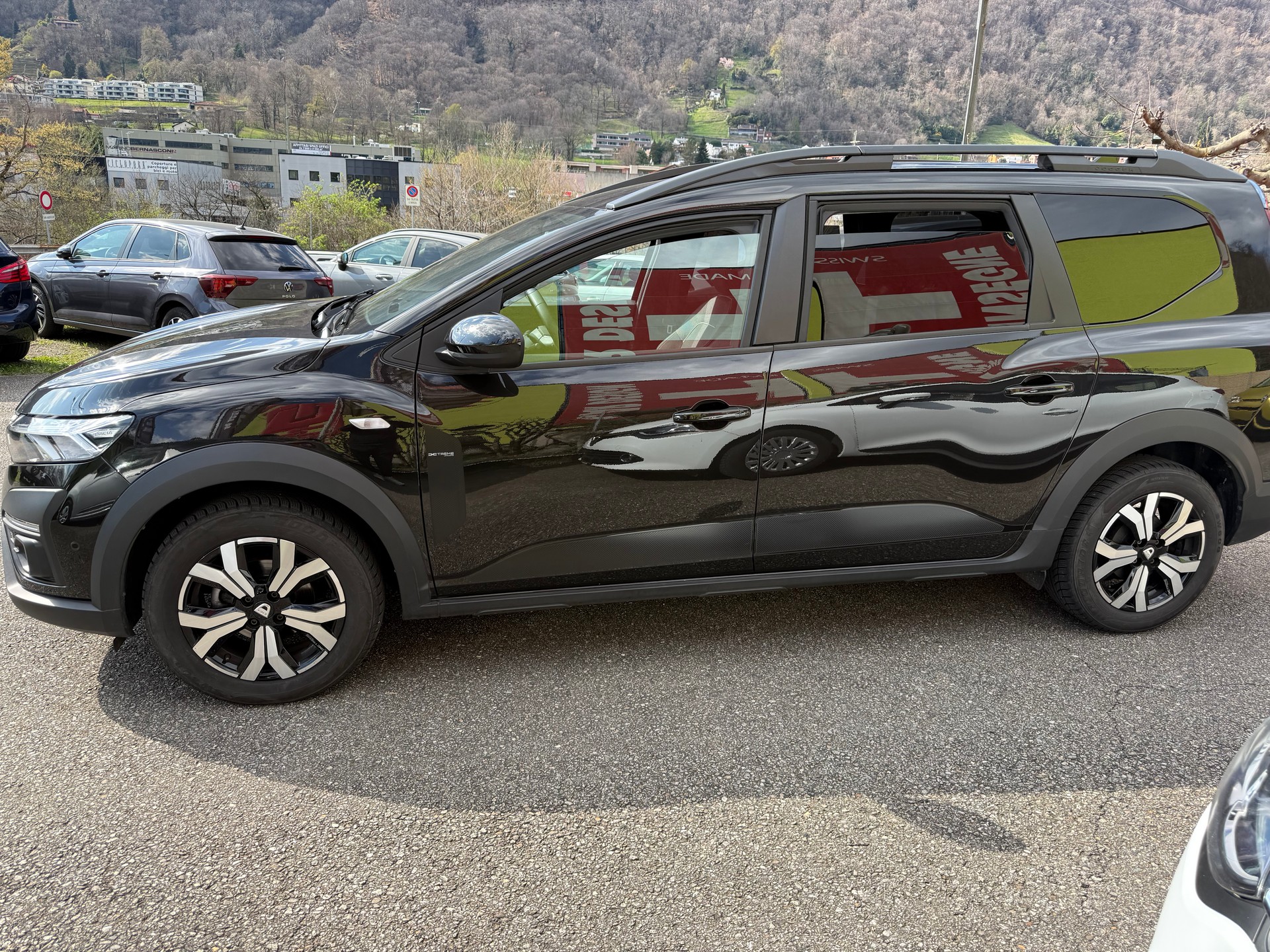 DACIA Jogger TCe 110 Extreme-image-1