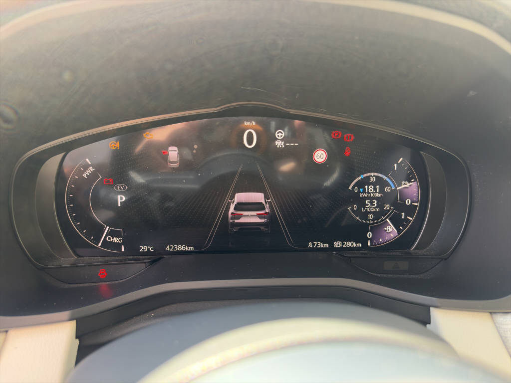 MAZDA CX-60 2.5 PHEV Takumi e-Skyactiv 327 AWD-image-9