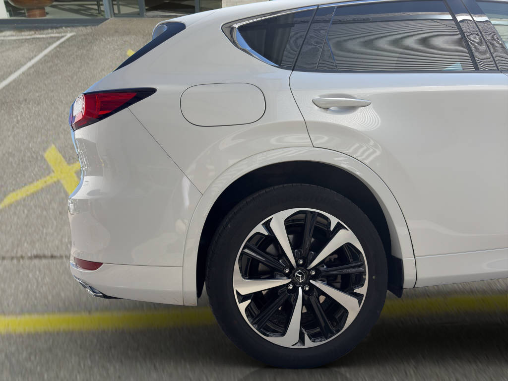 MAZDA CX-60 2.5 PHEV Takumi e-Skyactiv 327 AWD-image-17