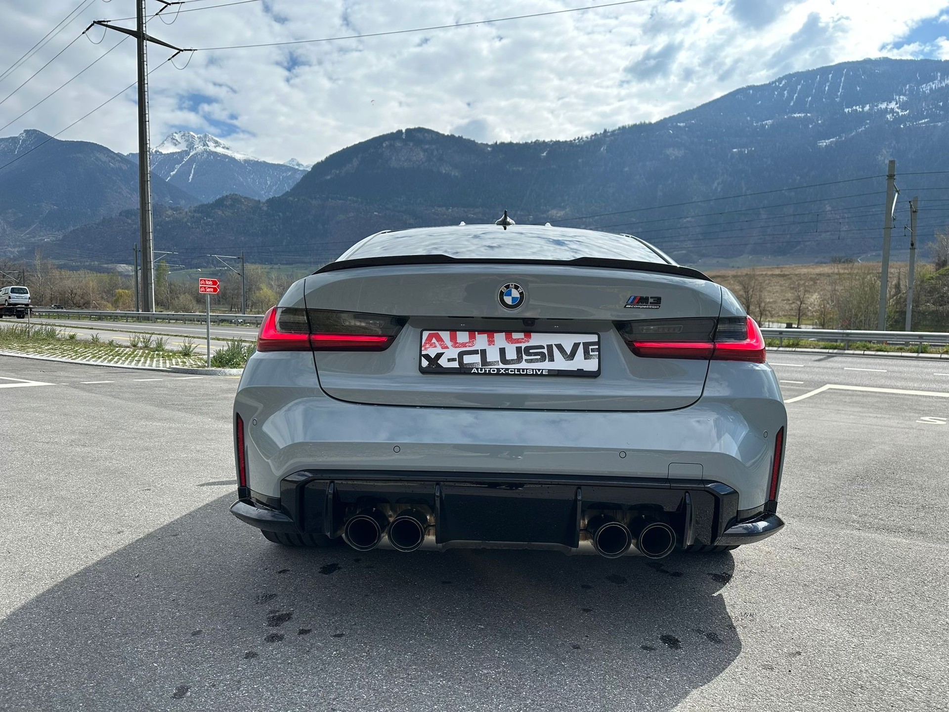 BMW M3 Competition M xDrive-image-4