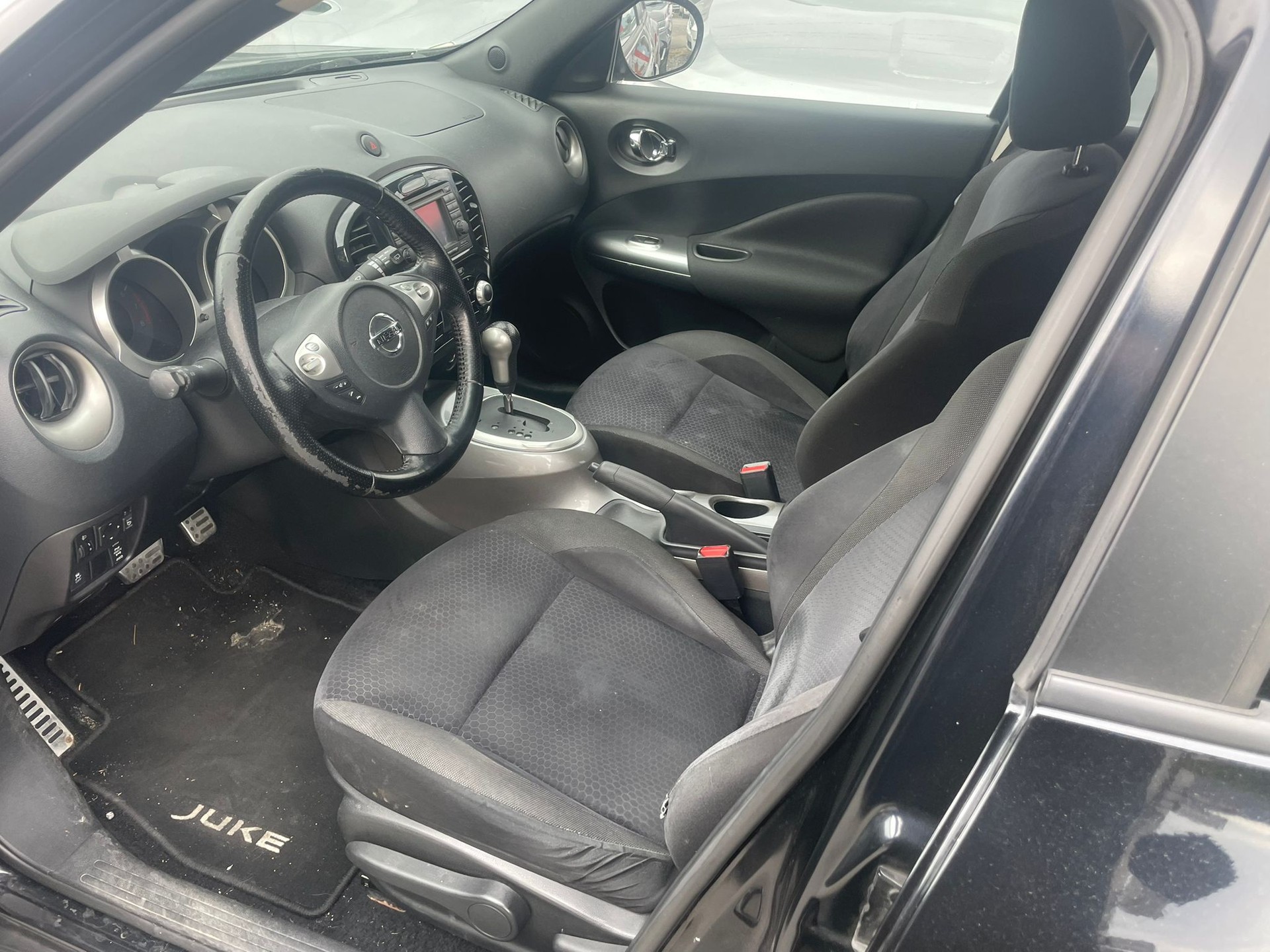 NISSAN Juke 1.6 DIG-T tekna 4x4 Xtronic M-CVT-image-6