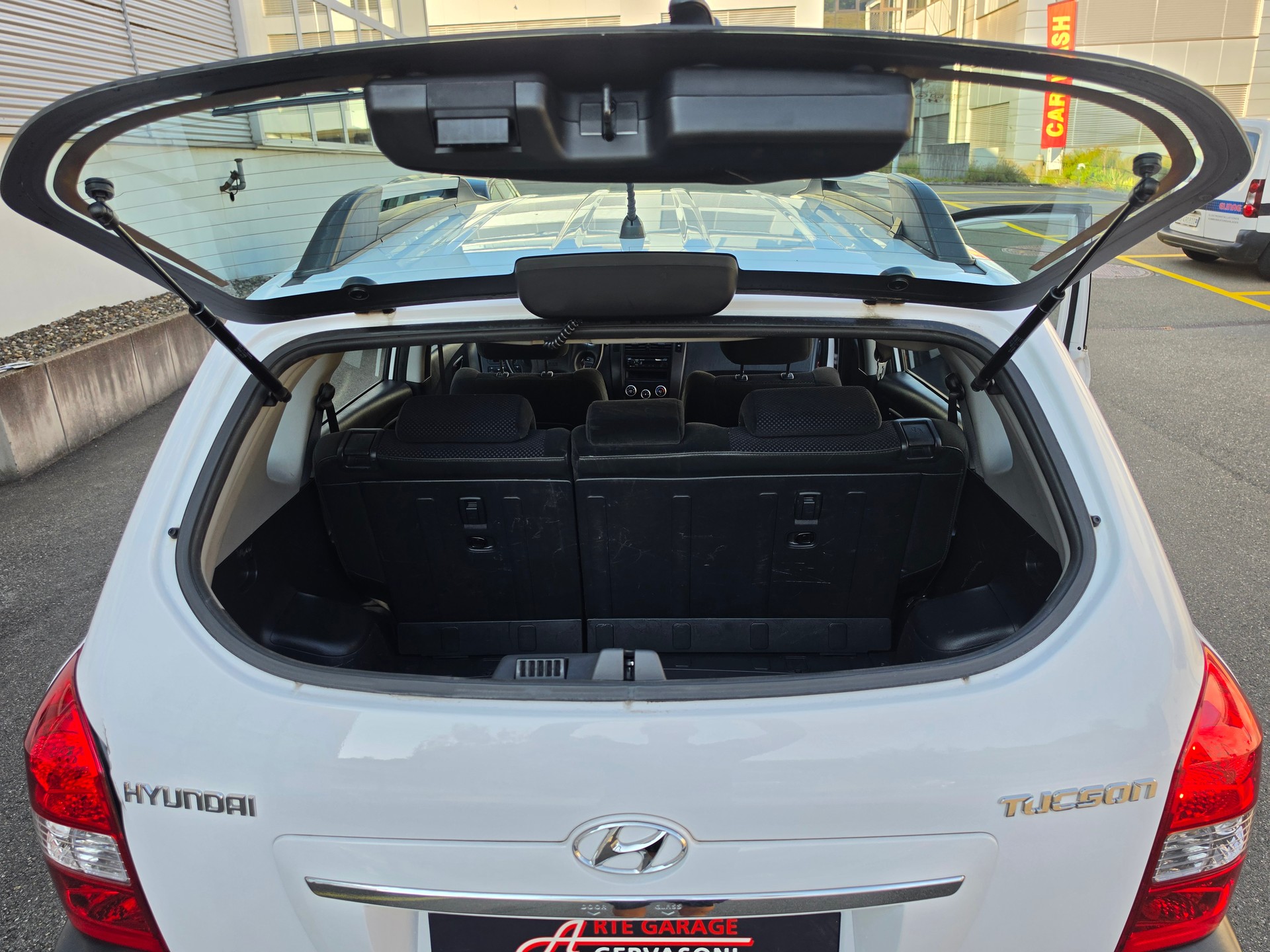 HYUNDAI Tucson 2.0 Comf. City 2WD-image-34
