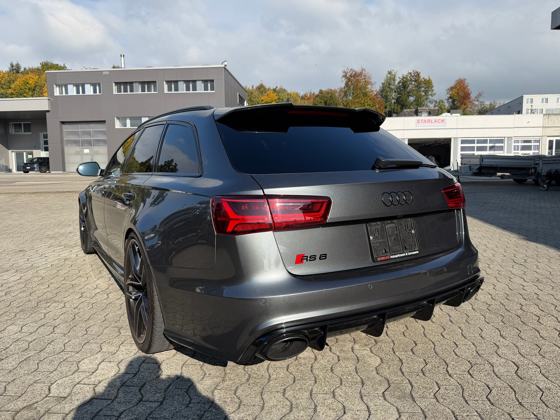 AUDI RS6 Avant 4.0 TFSI V8 performance quattro-showroom-element-2