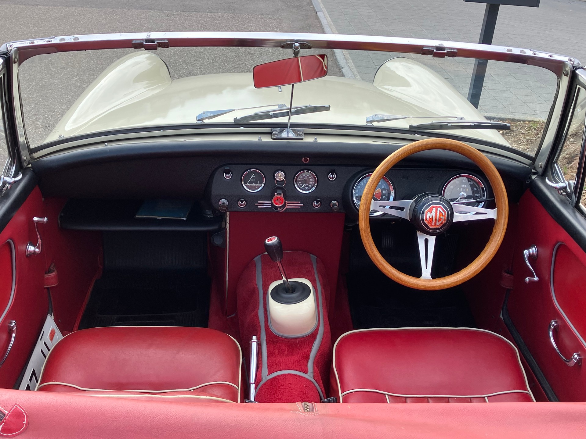 MG Midget Mark 2-image-3