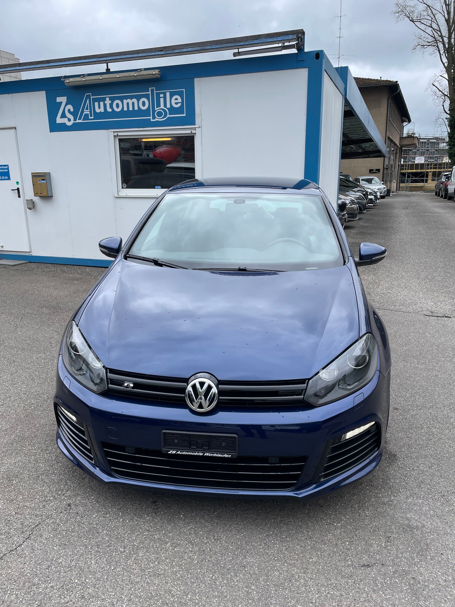 VW Golf 2.0 TSI R 4Motion-image-5