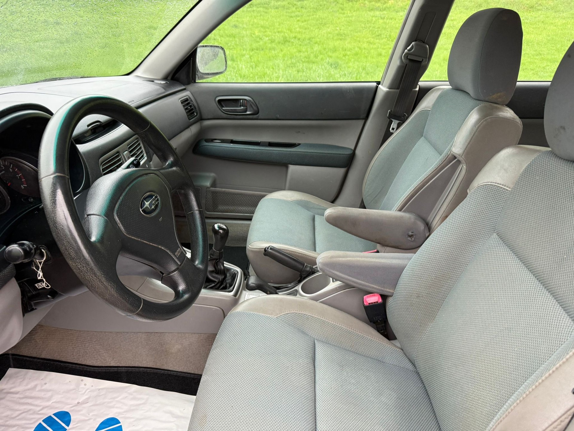 SUBARU Forester 2.0X-image-9