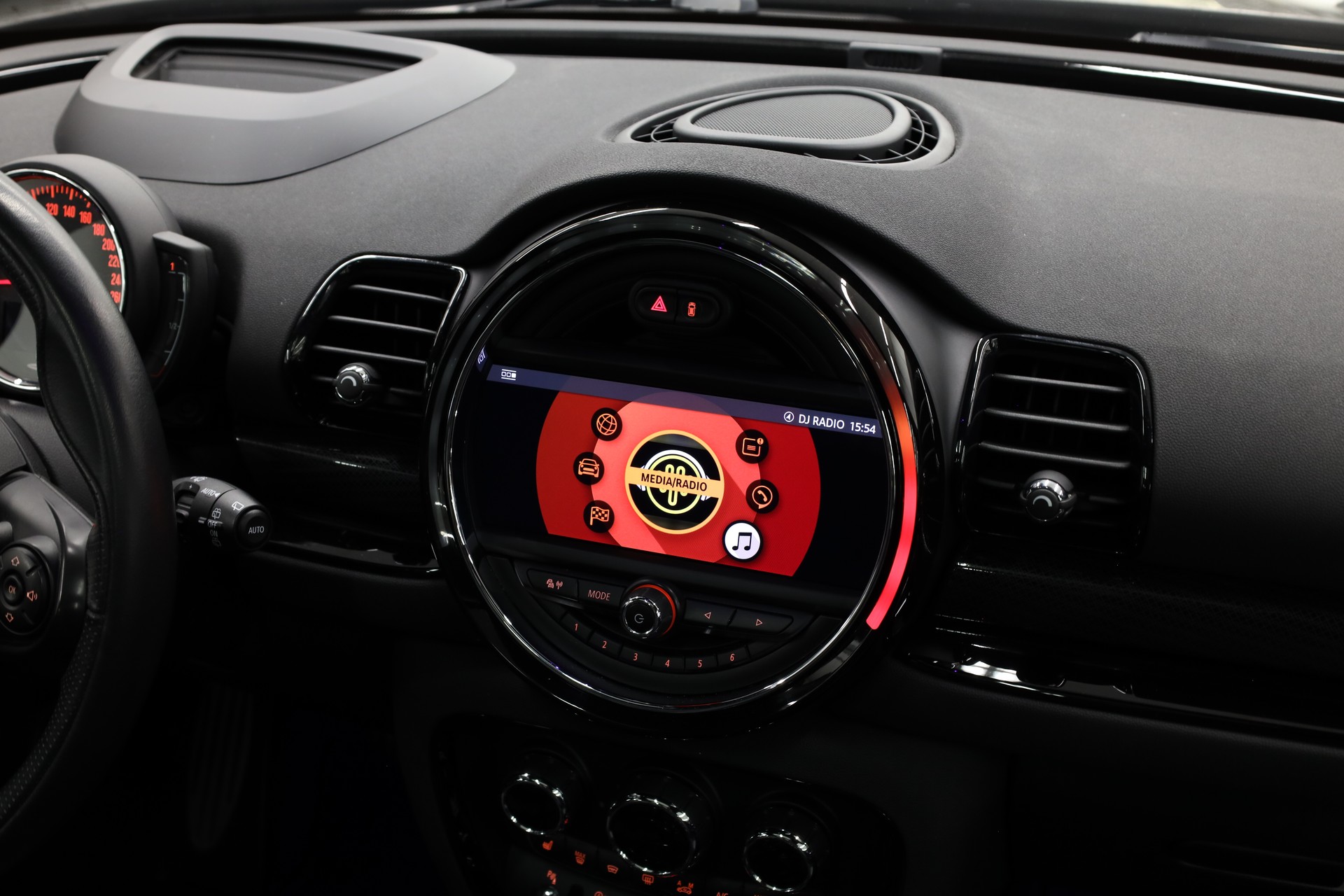 MINI Clubman F54 2.0i John Cooper Works ALL4-image-19