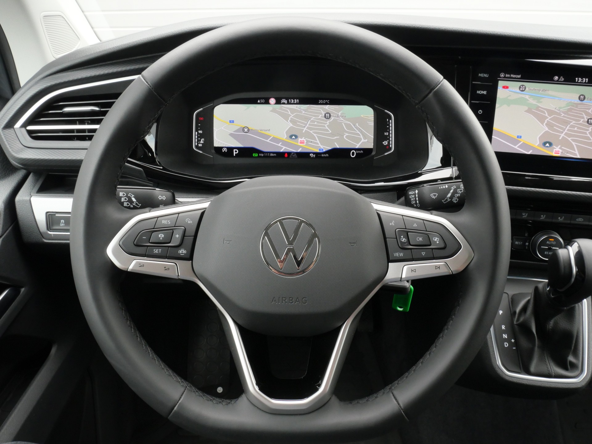 VW T6.1 Multivan 2.0 Bi-TDI Generation Six Highline 4Motion DSG *Neuzustand, CH-Auto*-image-21