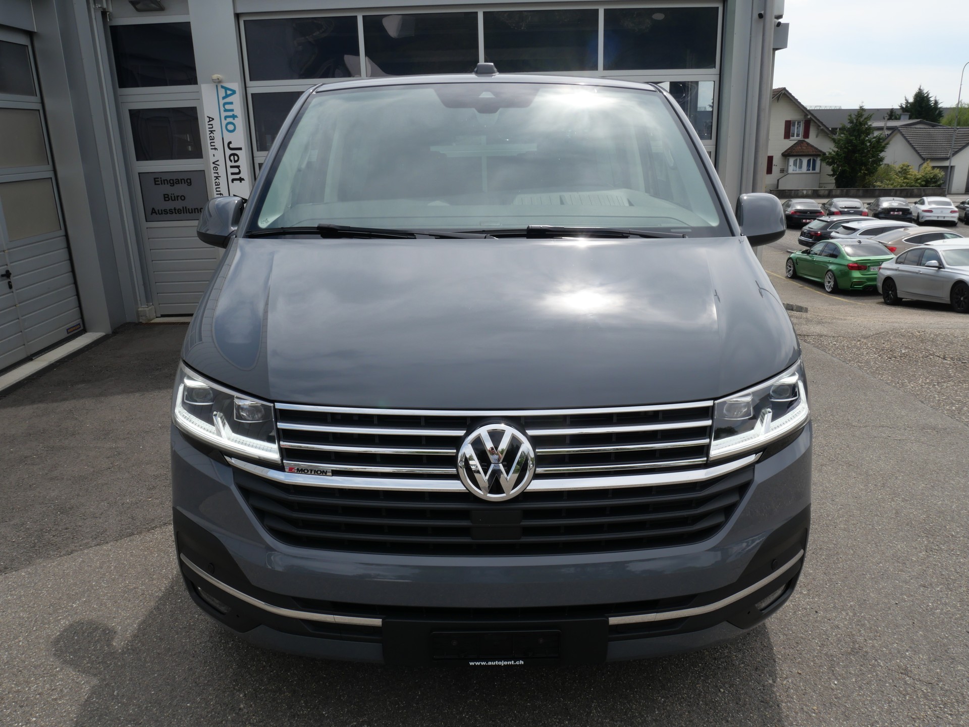 VW T6.1 Multivan 2.0 Bi-TDI Generation Six Highline 4Motion DSG *Neuzustand, CH-Auto*-showroom-element-2