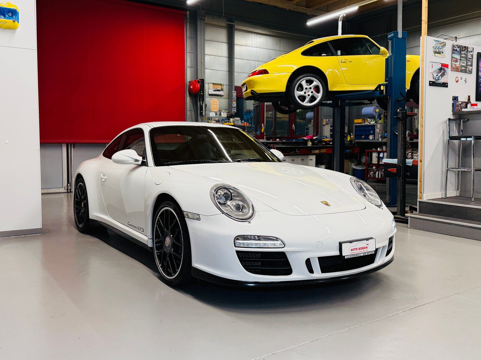 PORSCHE 911 Carrera GTS PDK „Carraraweiss“ Alcantara / Centerlock /Sport Chrono & -auspuff-image-14