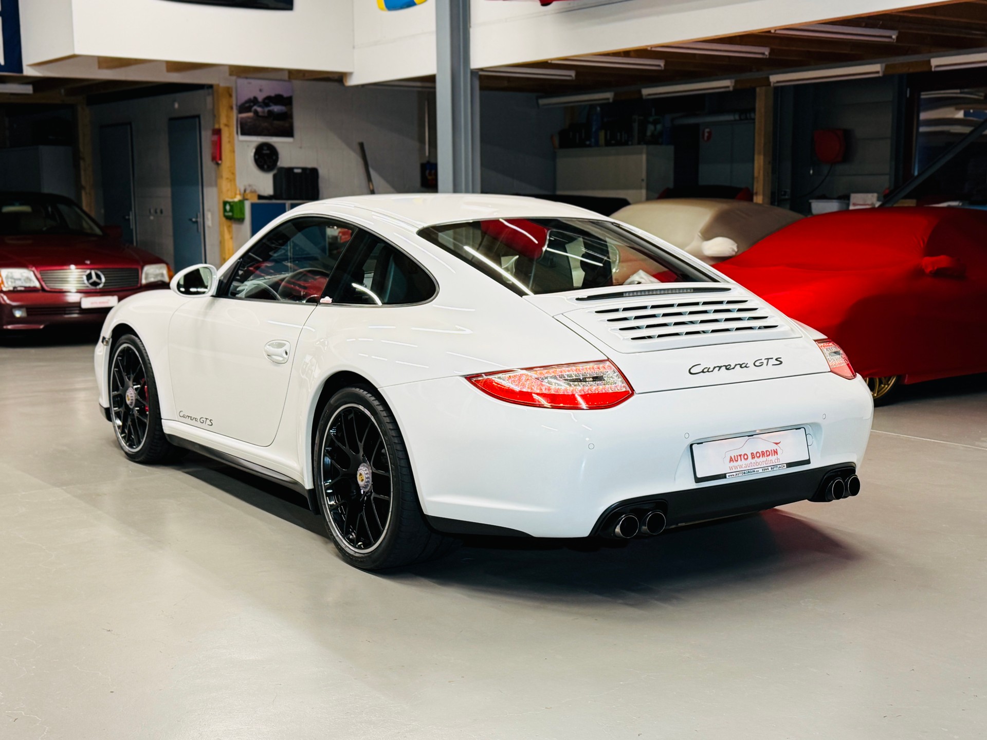 PORSCHE 911 Carrera GTS PDK „Carraraweiss“ Alcantara / Centerlock /Sport Chrono & -auspuff-image-11