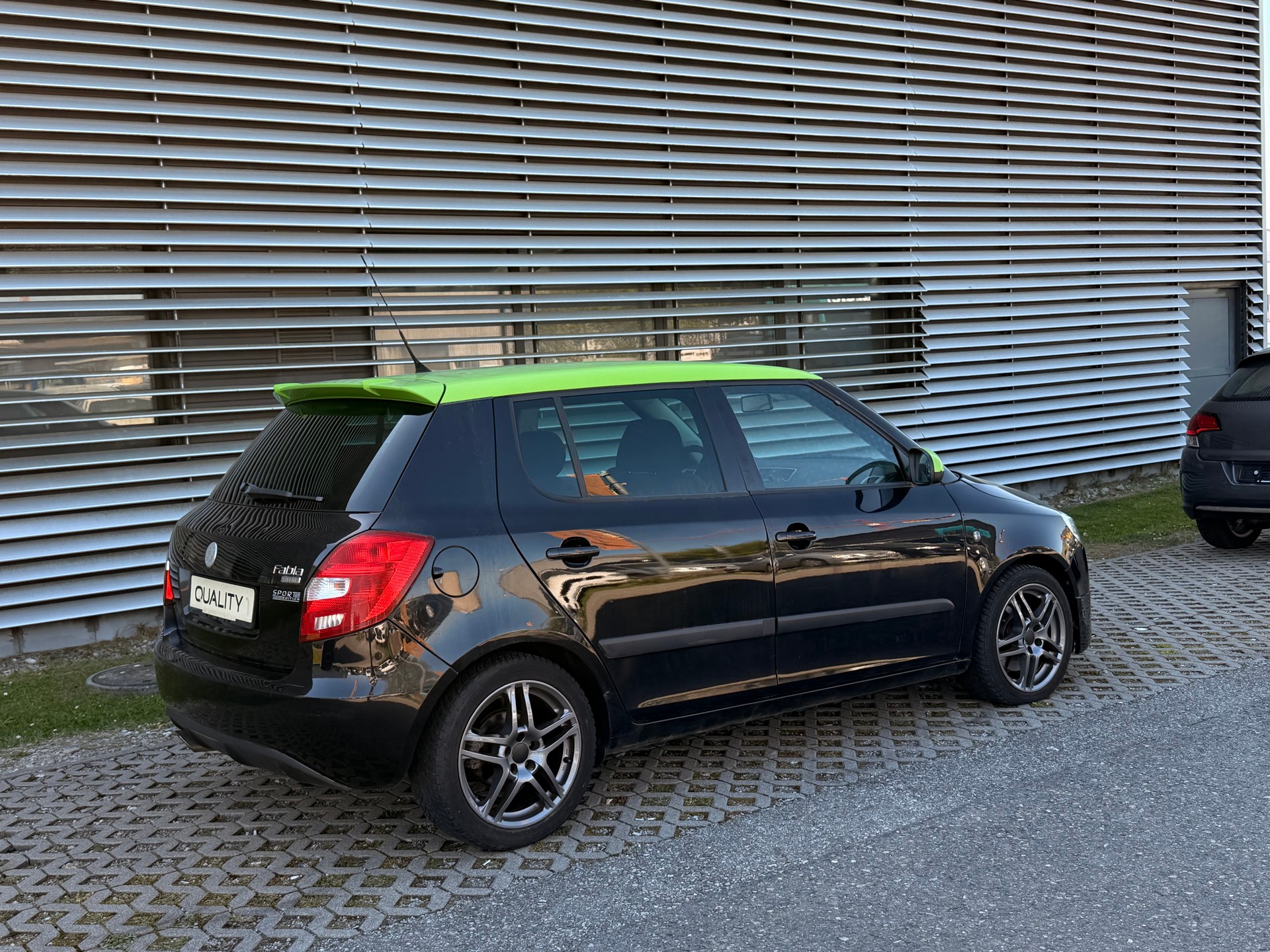 SKODA Fabia 1.9 TDI Sport Edition-image-3