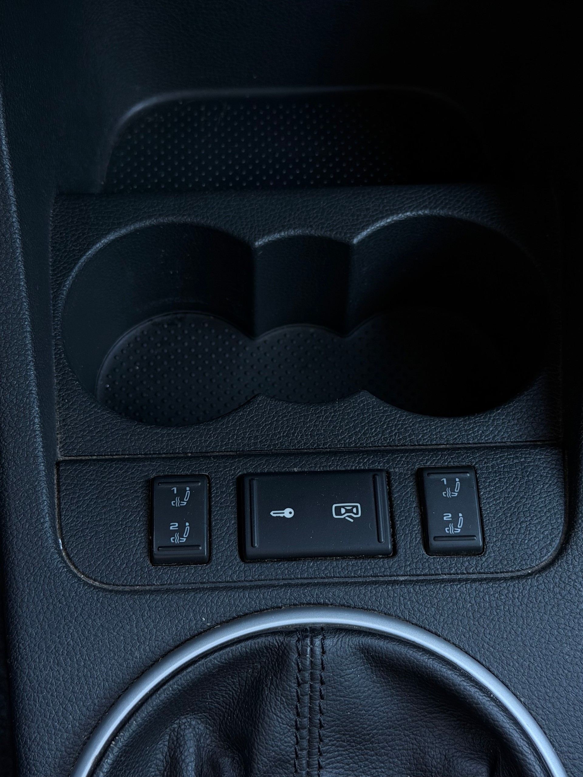 SKODA Fabia 1.9 TDI Sport Edition-image-9