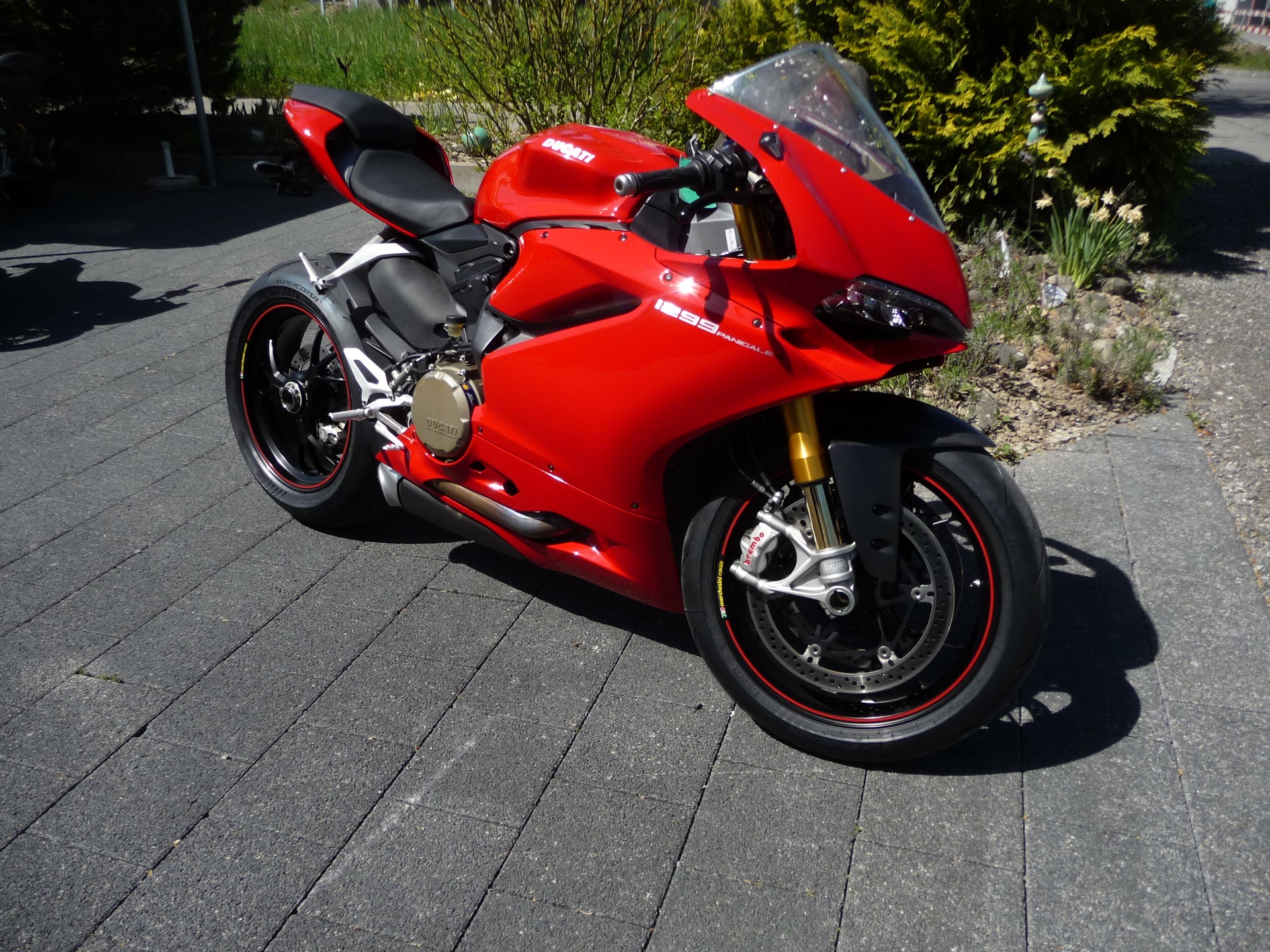 DUCATI 1299 Panigale S-showroom-element-1