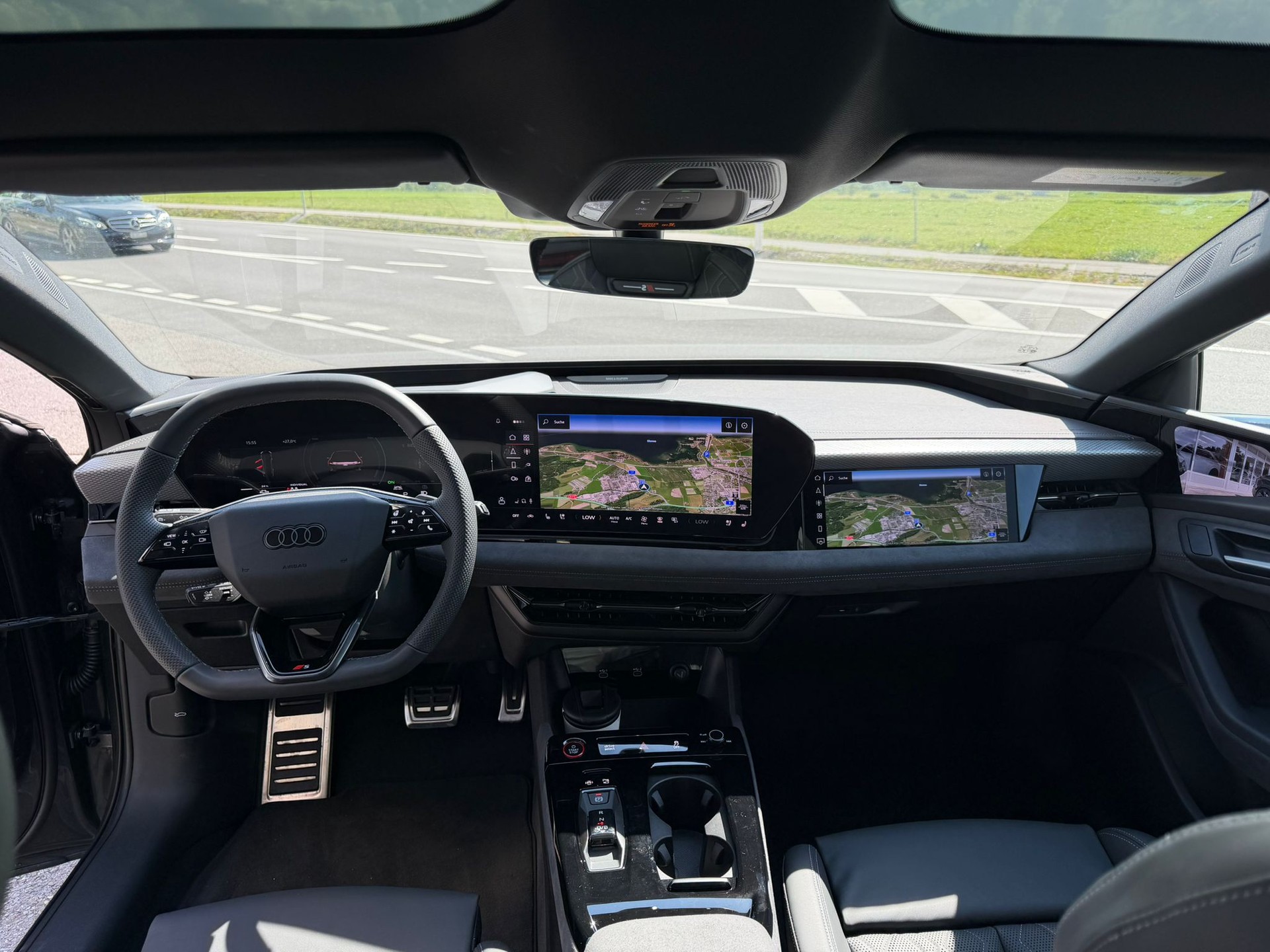 AUDI S6 Avant e-tron quattro-image-9