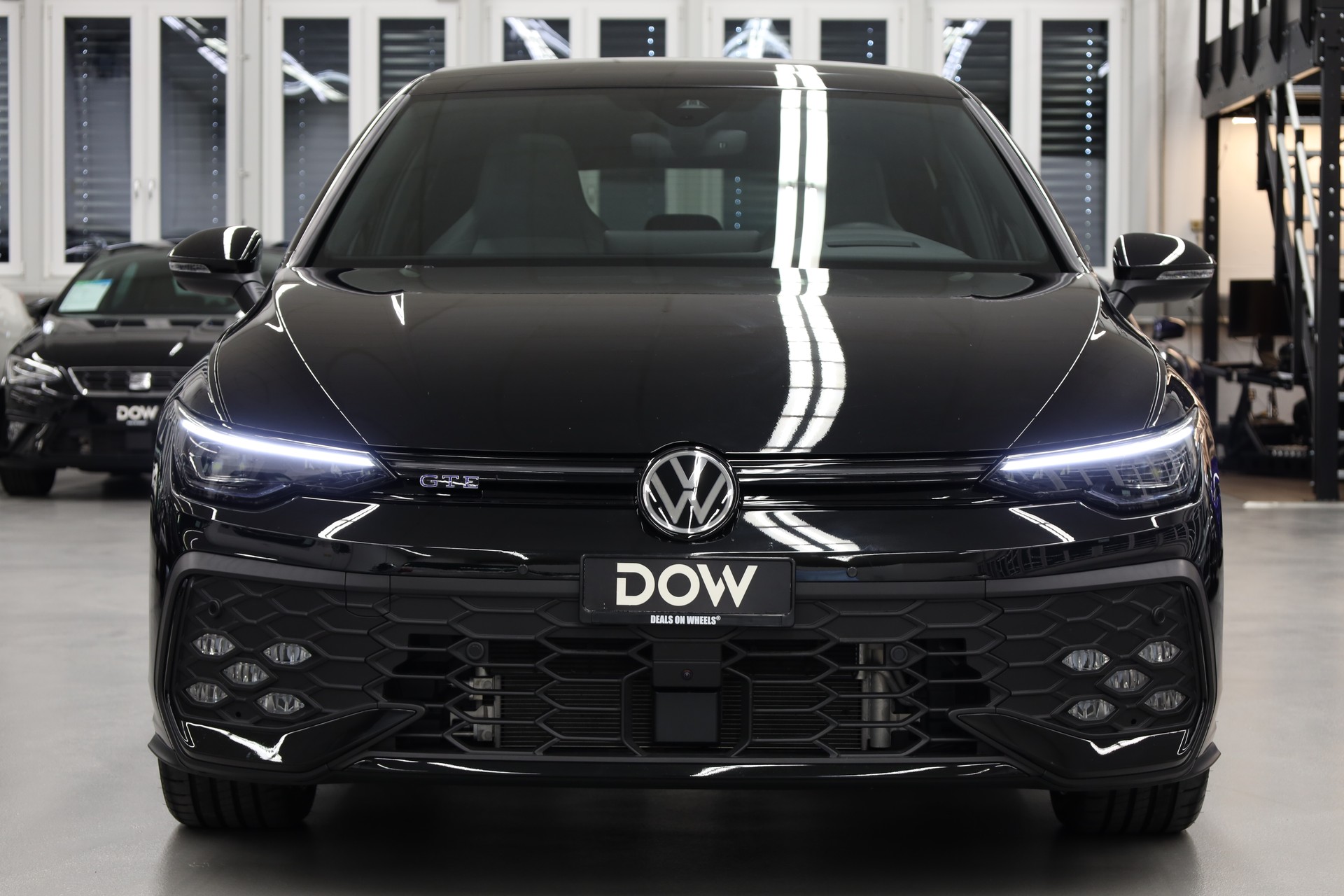 VW Golf VIII 1.5 TSI PHEV GTE DSG-image-4
