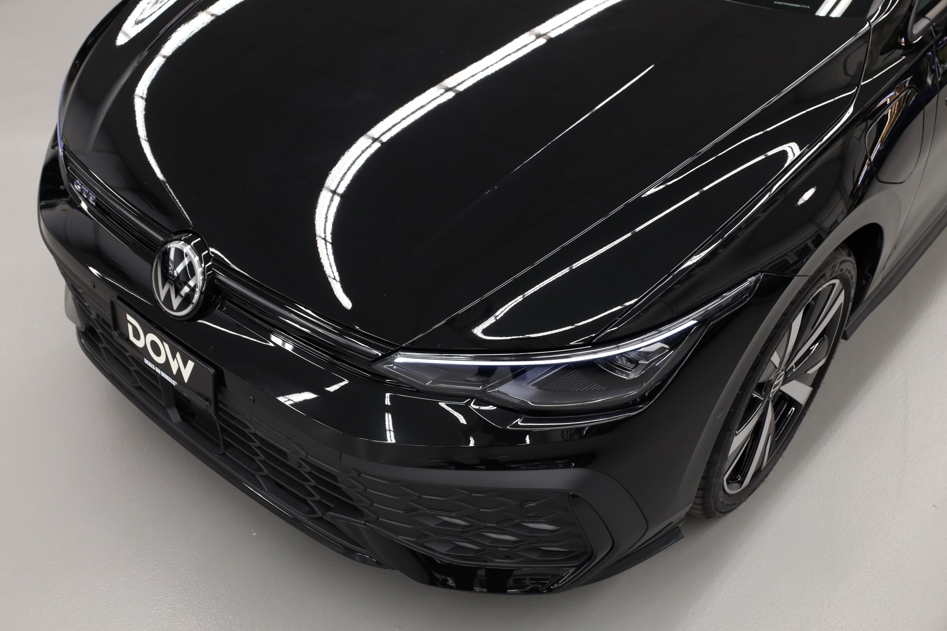 VW Golf VIII 1.5 TSI PHEV GTE DSG-image-5