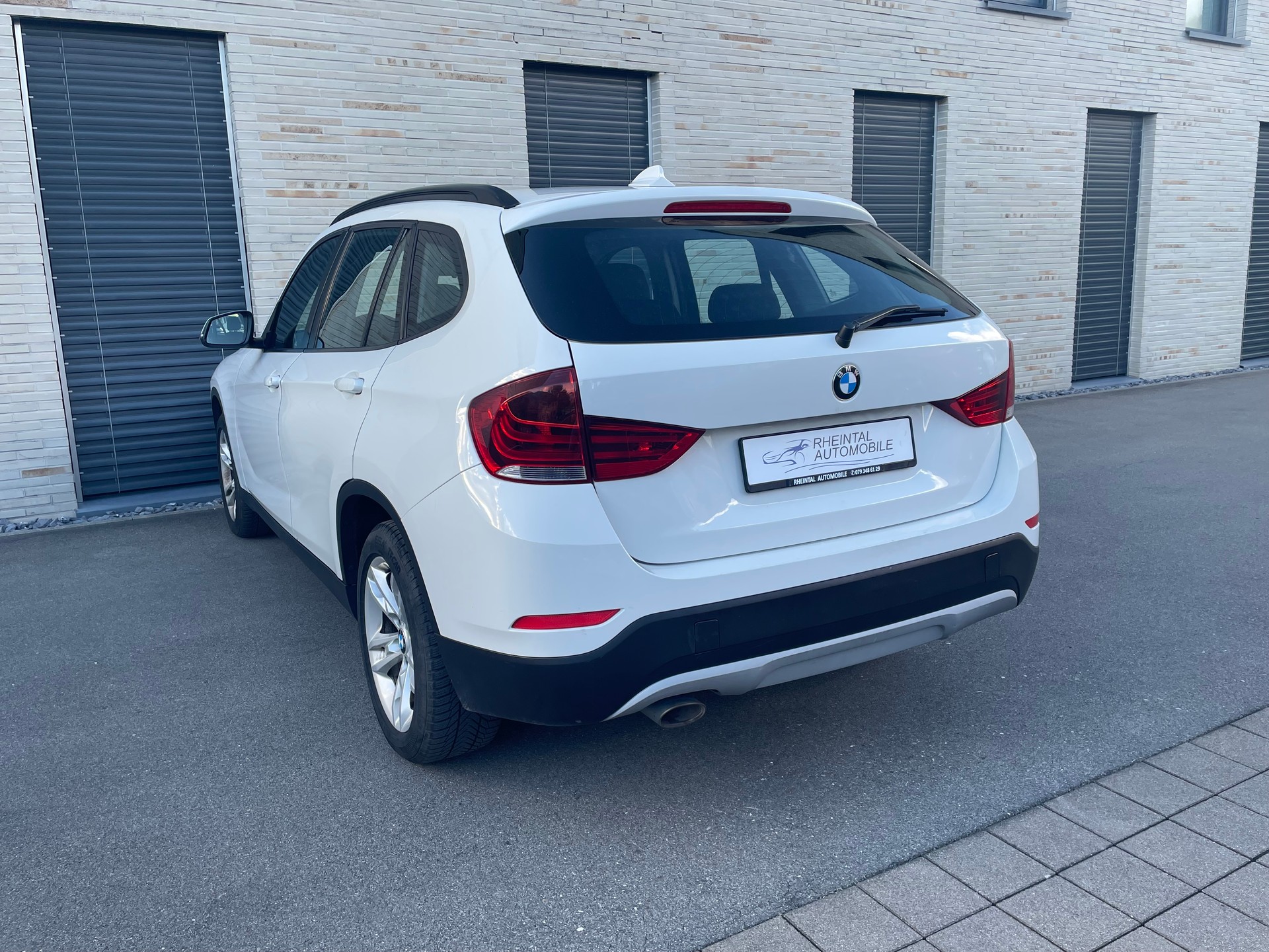 BMW X1 xDrive 18d Sport Line Steptronic-image-10