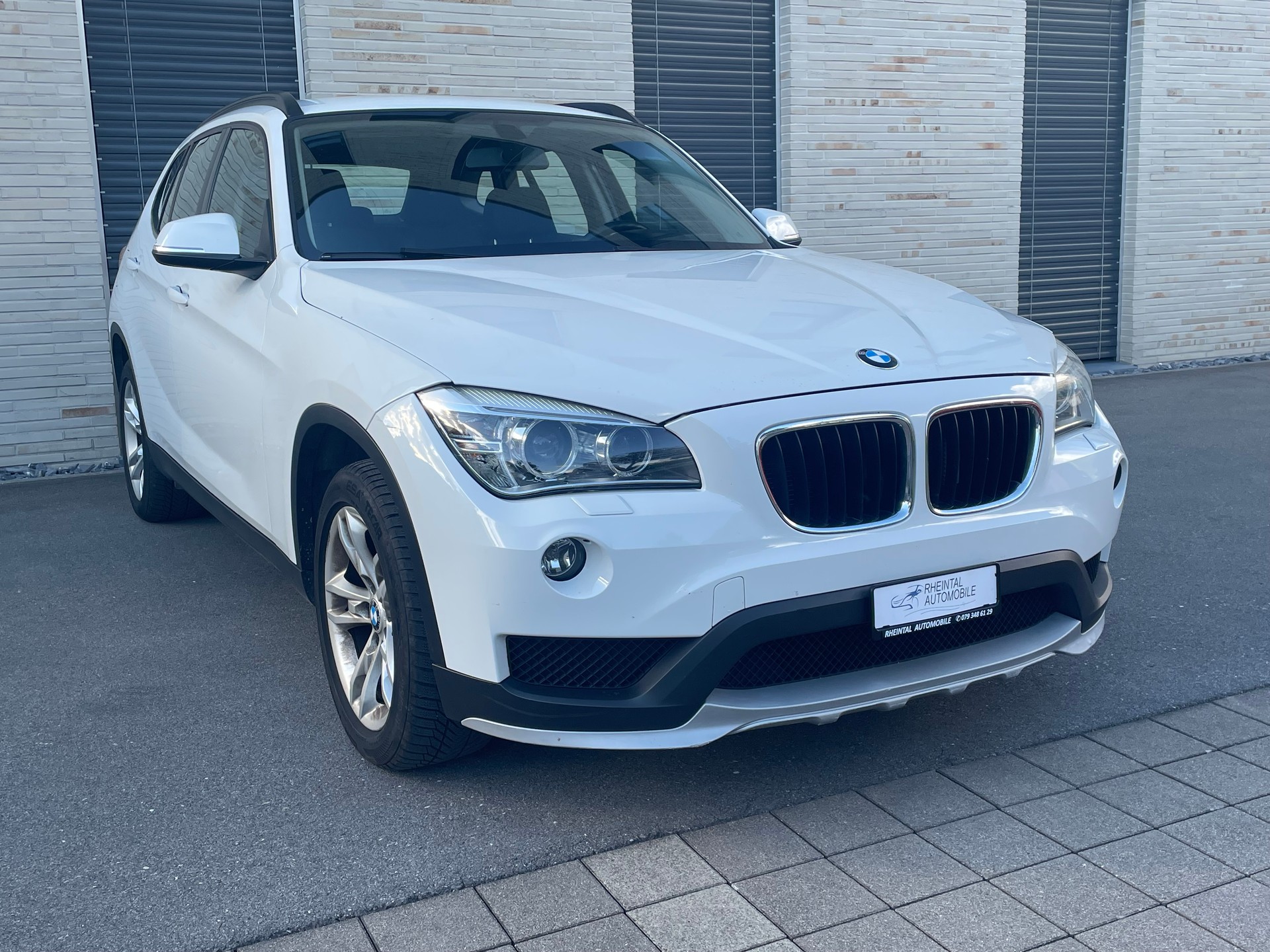 BMW X1 xDrive 18d Sport Line Steptronic-image-4