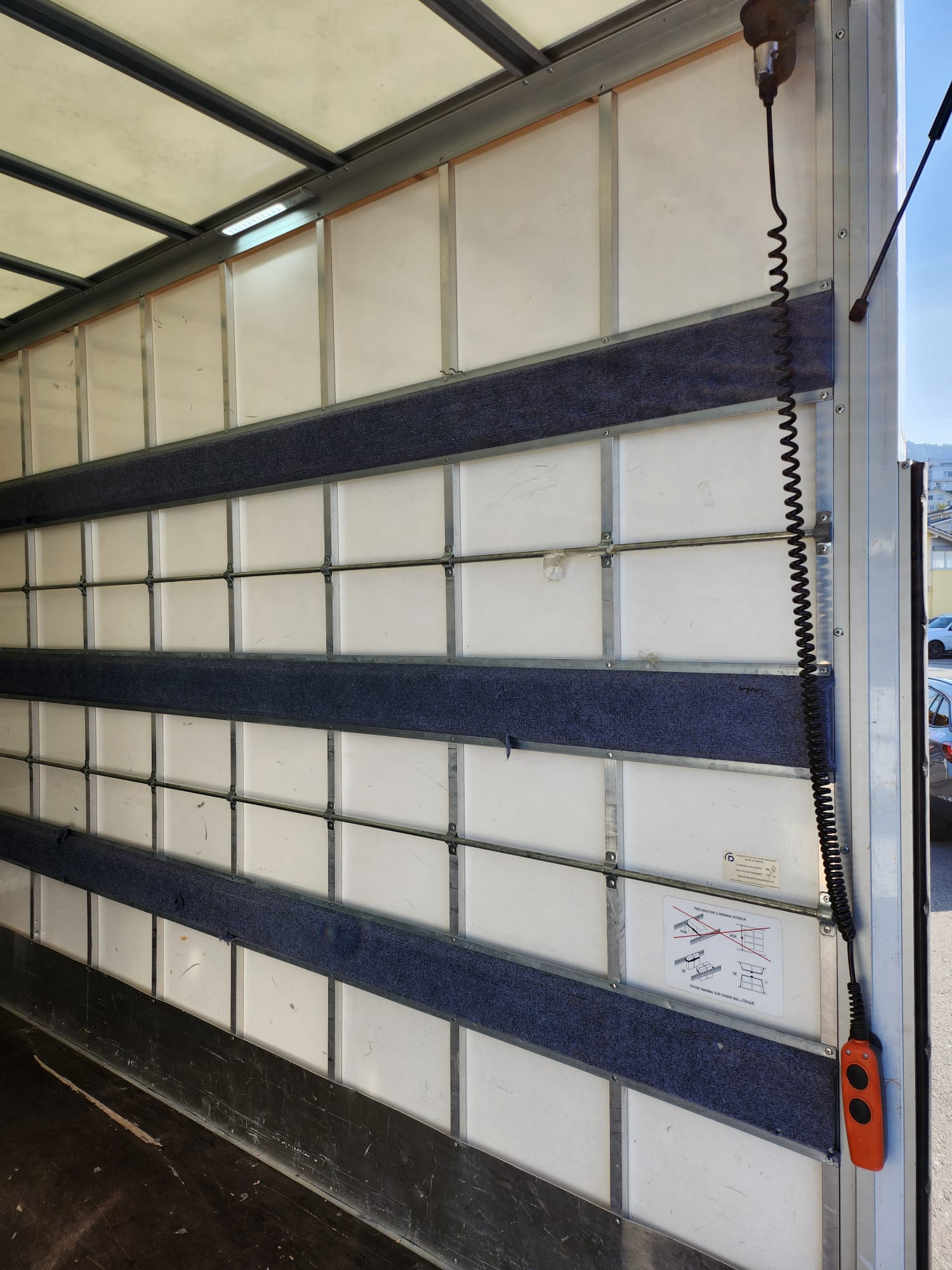 RENAULT Master Kab.-Ch. 3.5 t L3H1 2.3 dCi 145 TwinTurbo-image-6