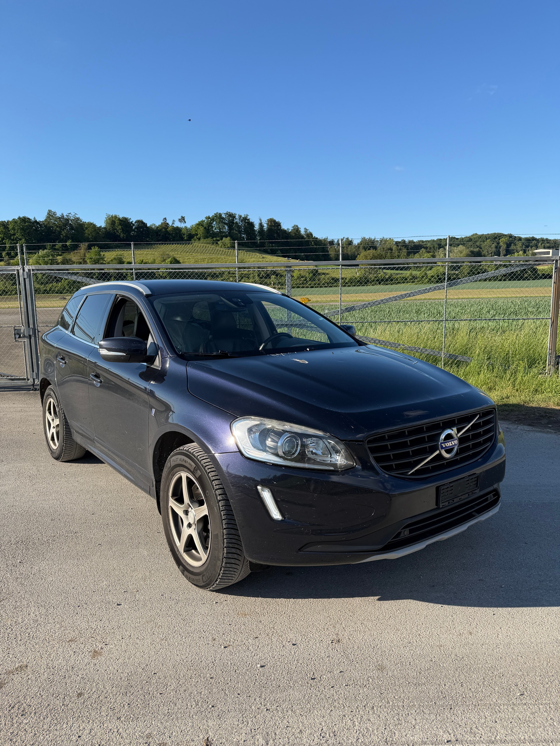 VOLVO XC60 T5 AWD Kinetic Geartronic-image-0