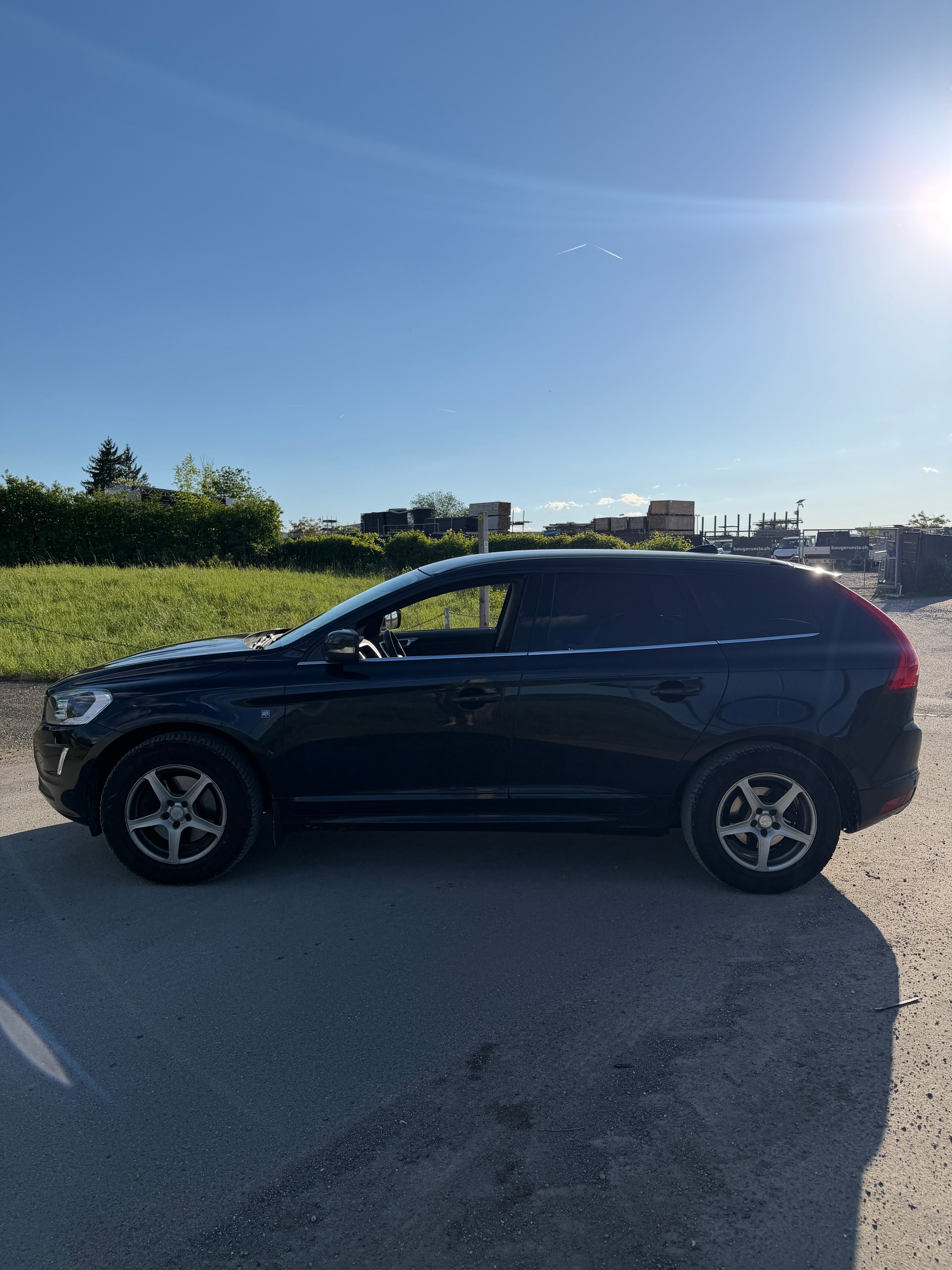 VOLVO XC60 T5 AWD Kinetic Geartronic-image-3