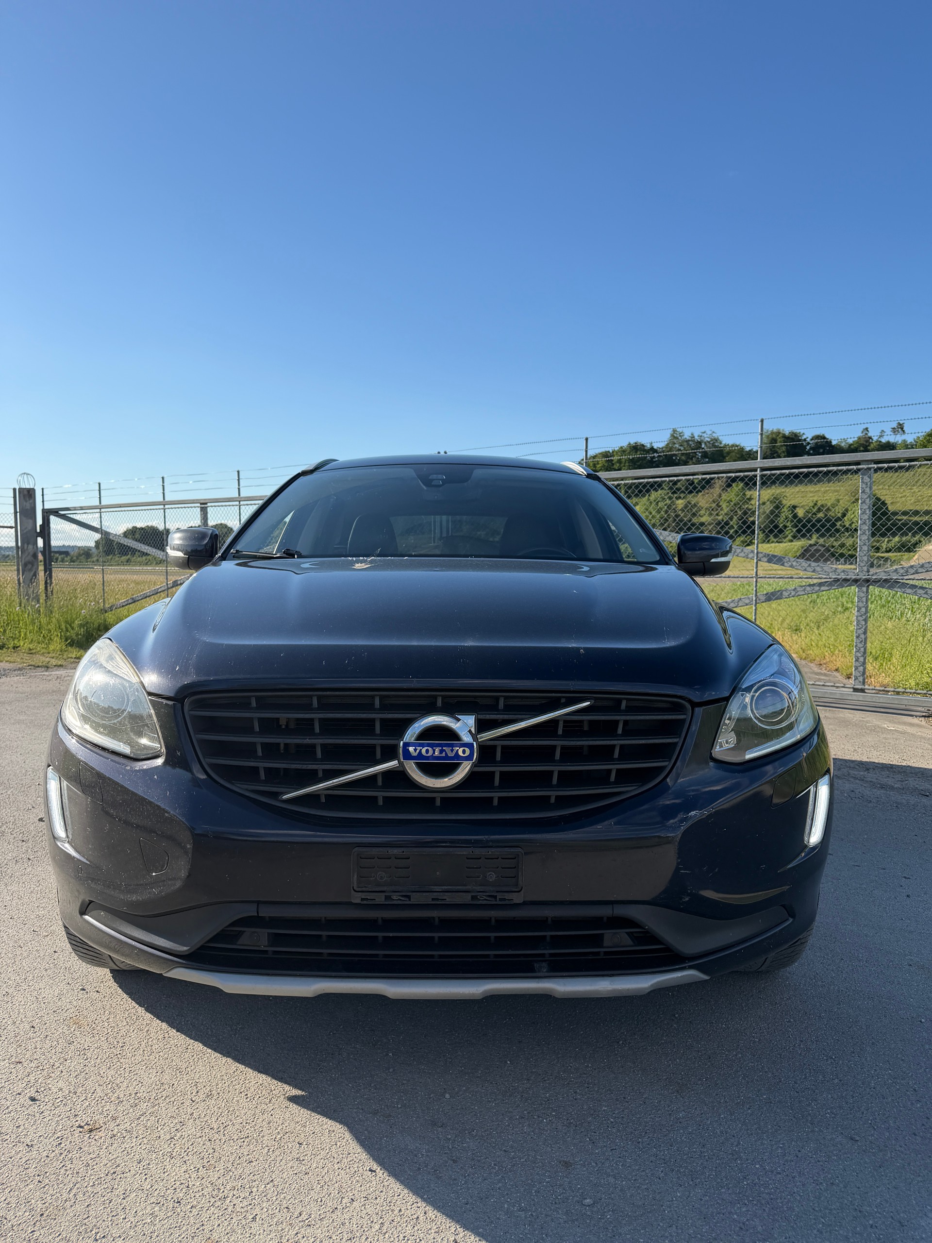 VOLVO XC60 T5 AWD Kinetic Geartronic-image-1