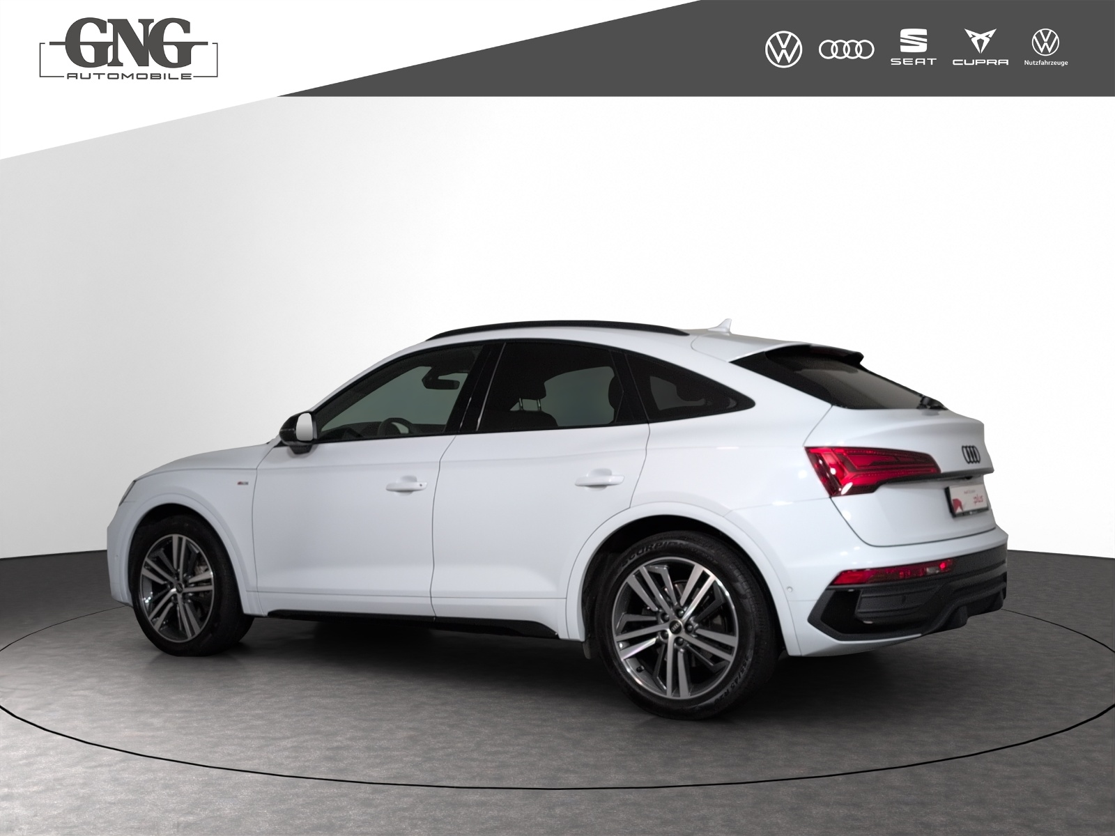 AUDI Q5 Sportback 40 TDI Blackedition quattro S-tronic-image-1