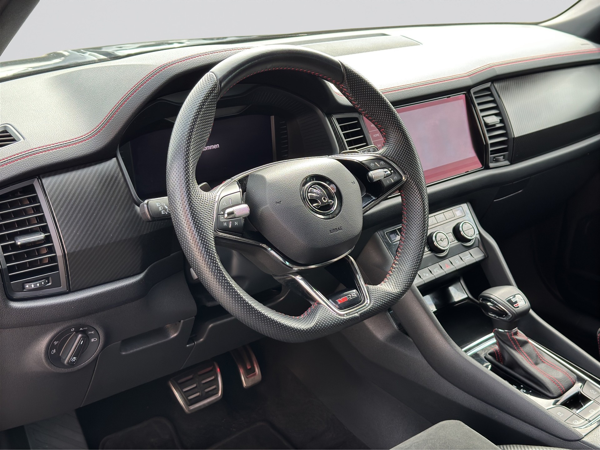 SKODA Kodiaq RS 2.0 TSI 4x4-image-6