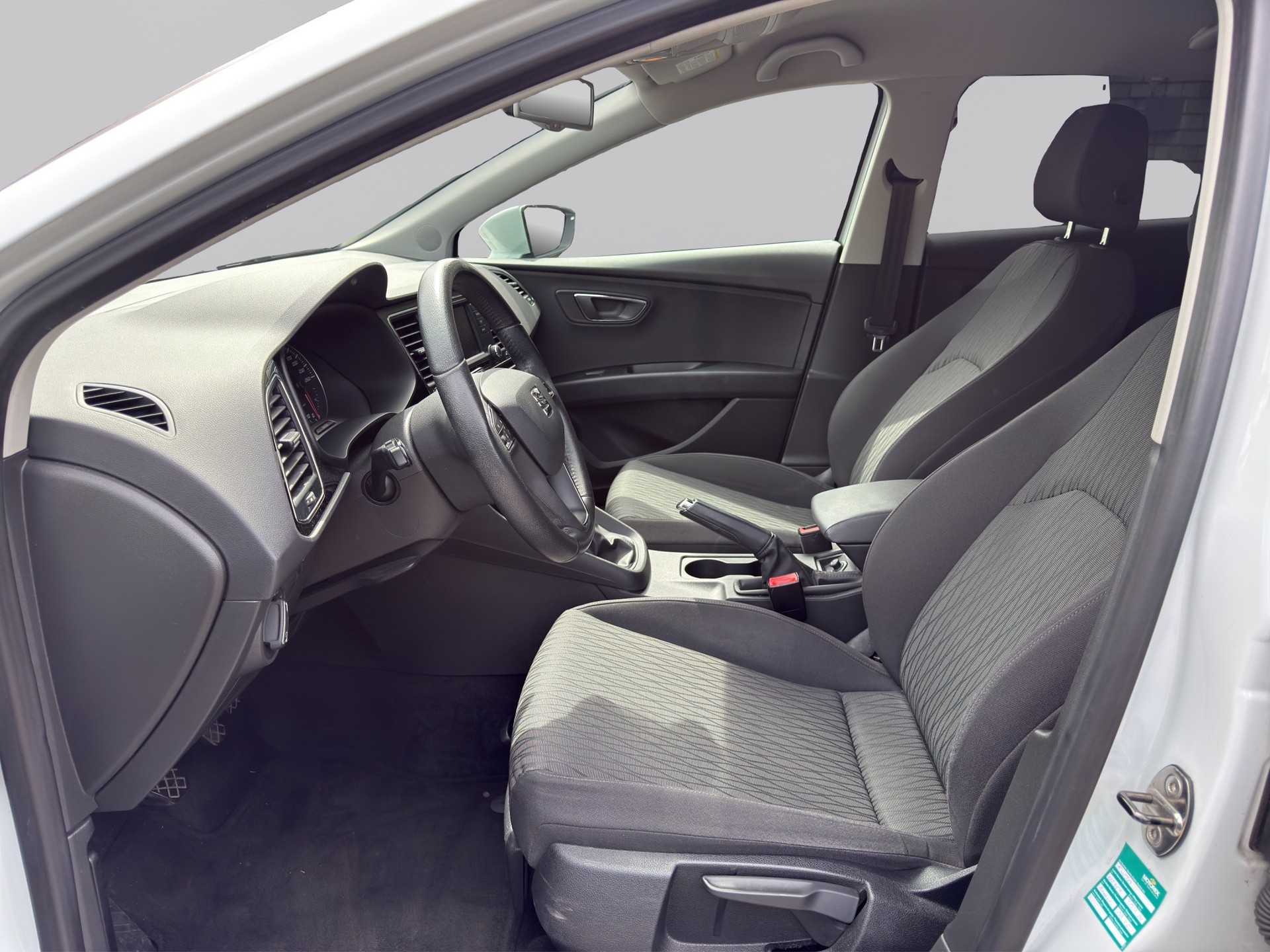 SEAT Leon 1.4 TSI Style-image-9