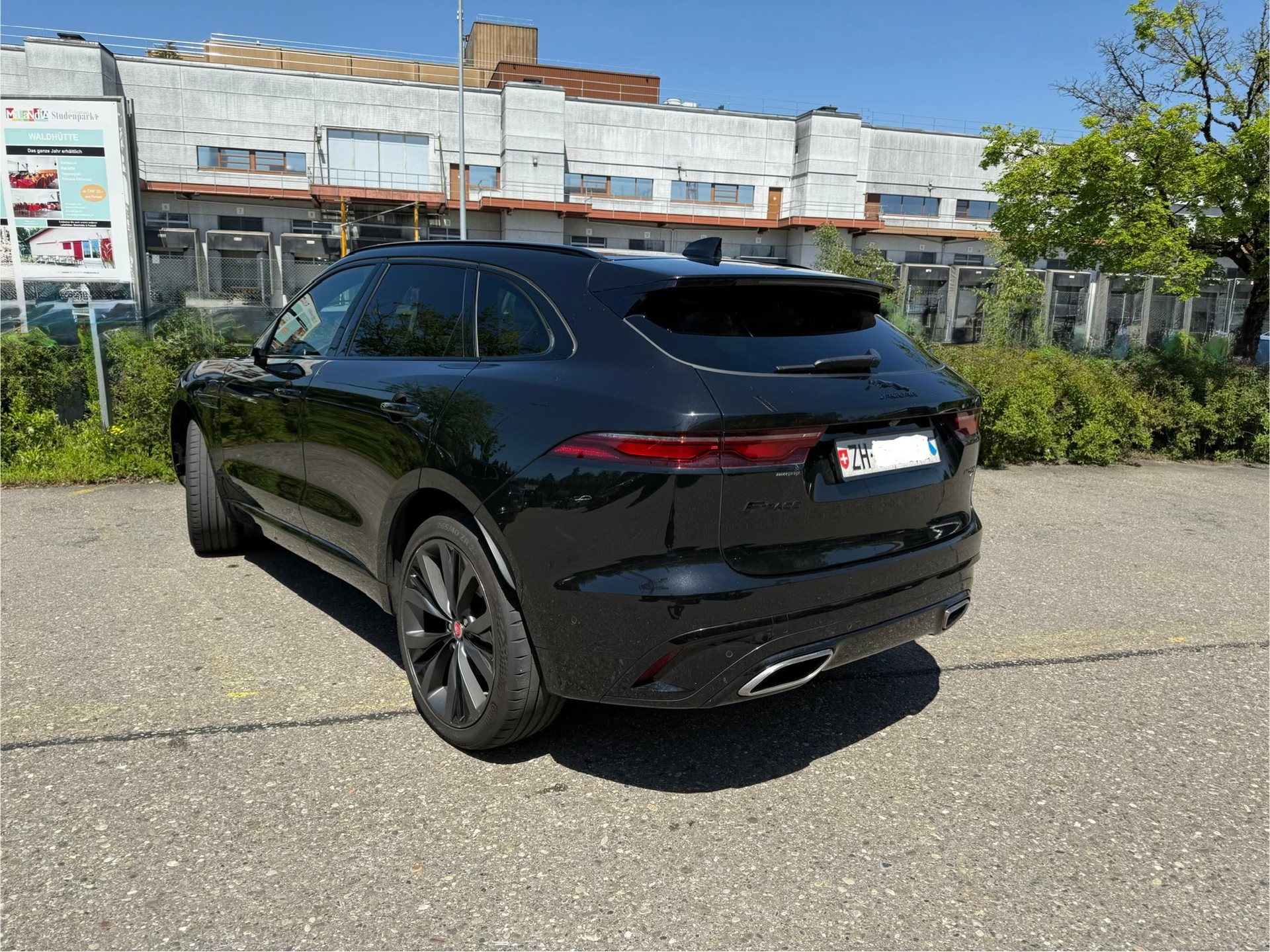 JAGUAR 3.0 I6 R-Dynamic SE AWD-image-5