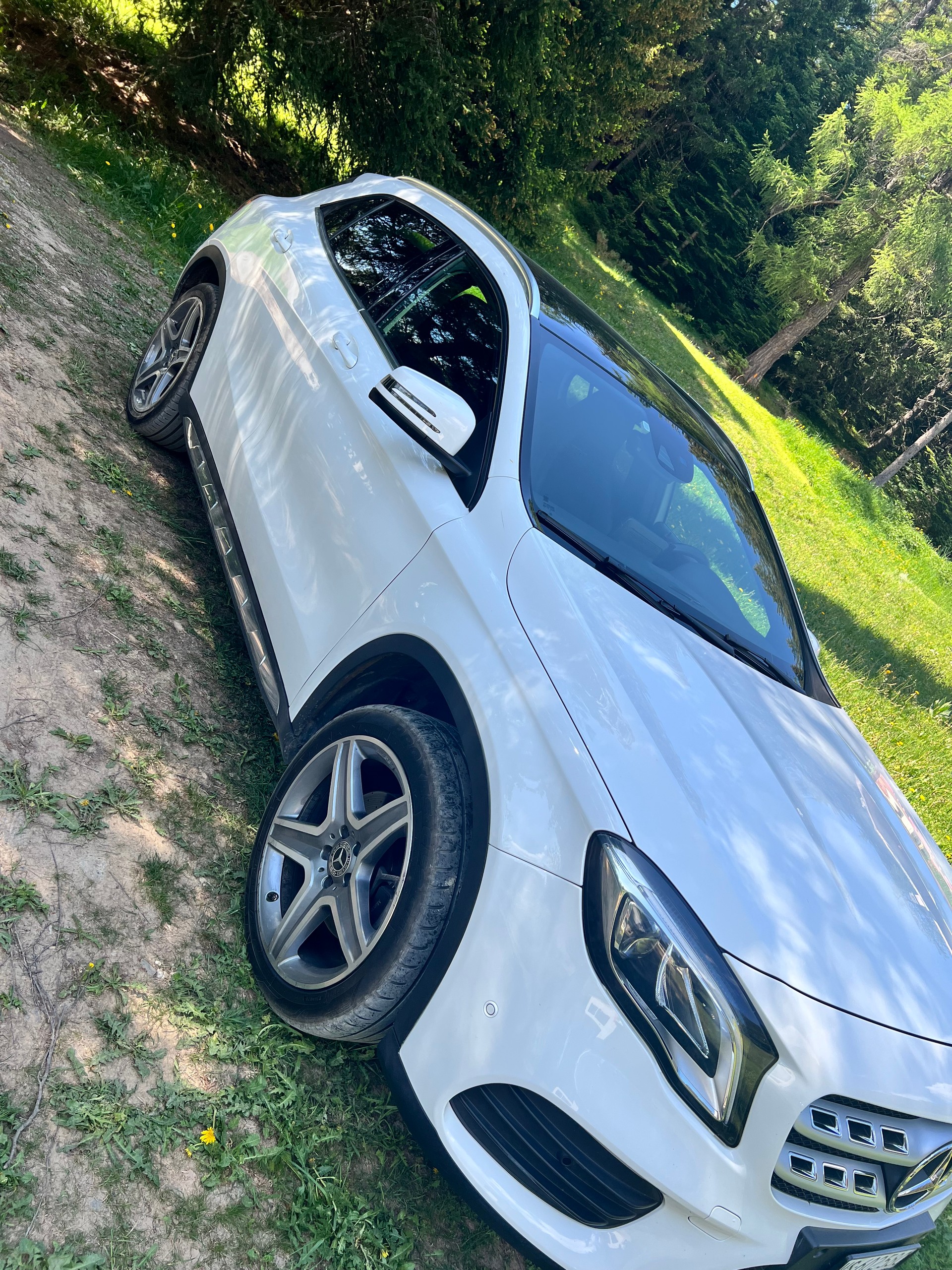 MERCEDES-BENZ GLA 220 4m-image-1