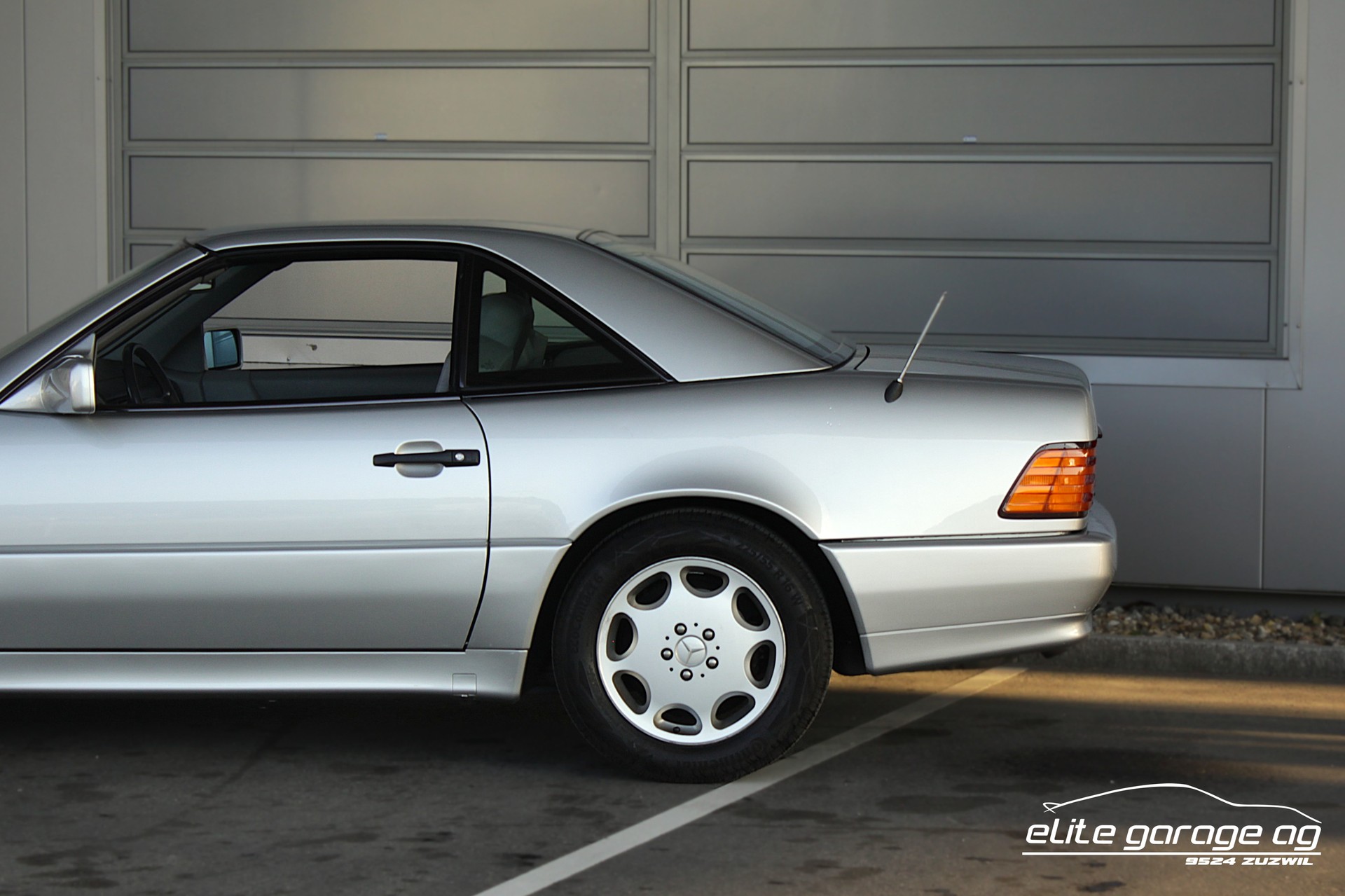 MERCEDES-BENZ SL 500 Automatic-image-12