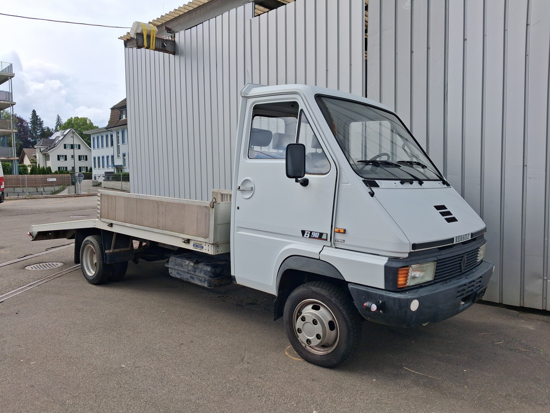 RENAULT Autotransporter-image-2