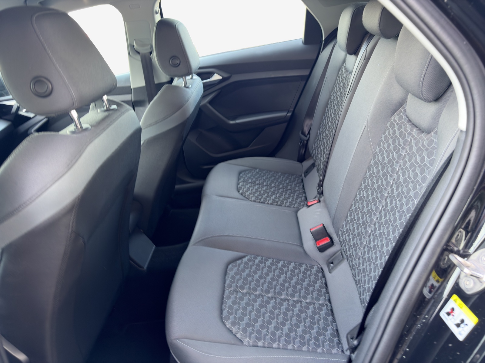 AUDI A1 Sportback 30 TFSI Attraction S-tronic-image-11