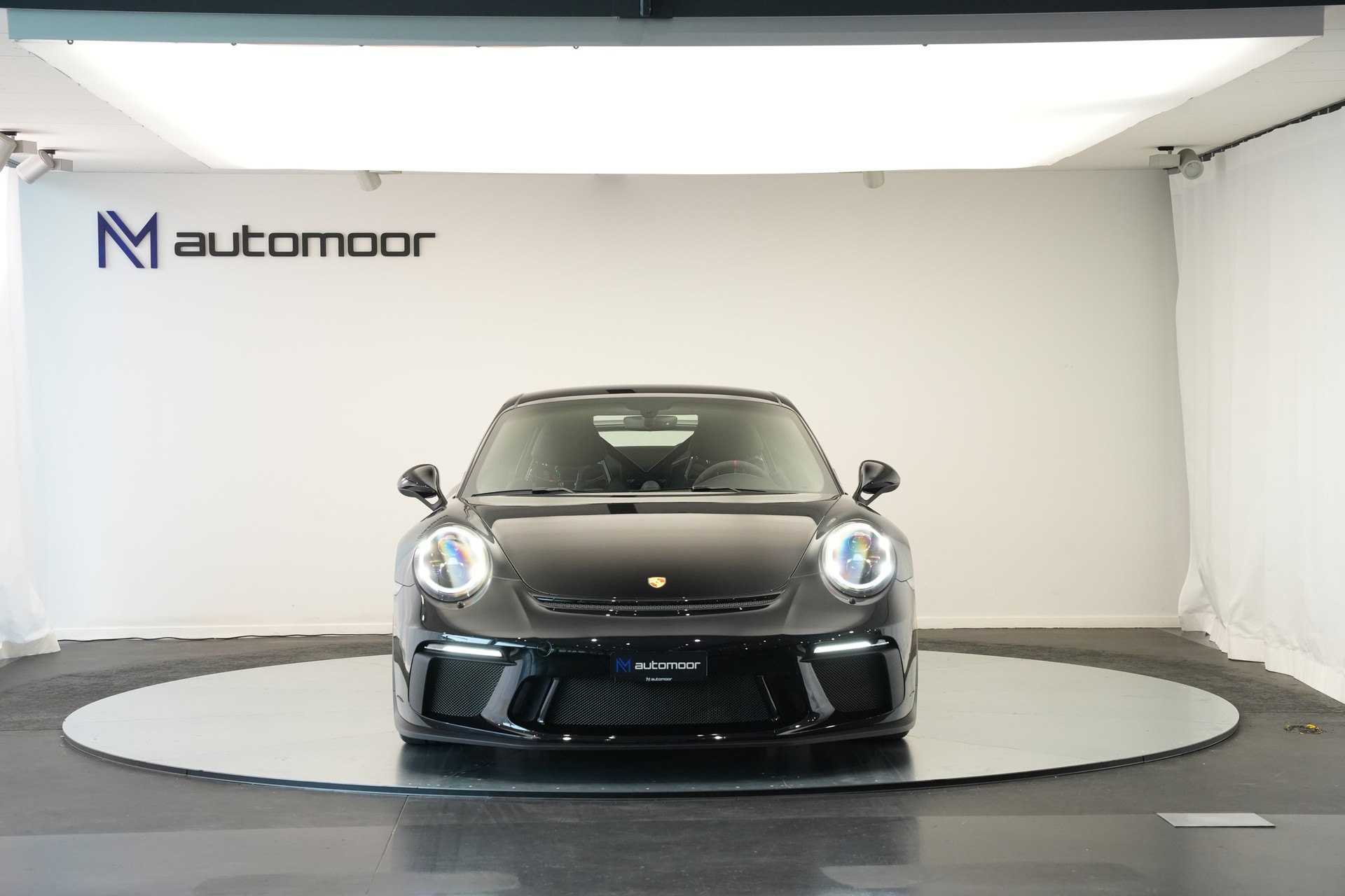 PORSCHE 911 GT3 PDK-showroom-element-1