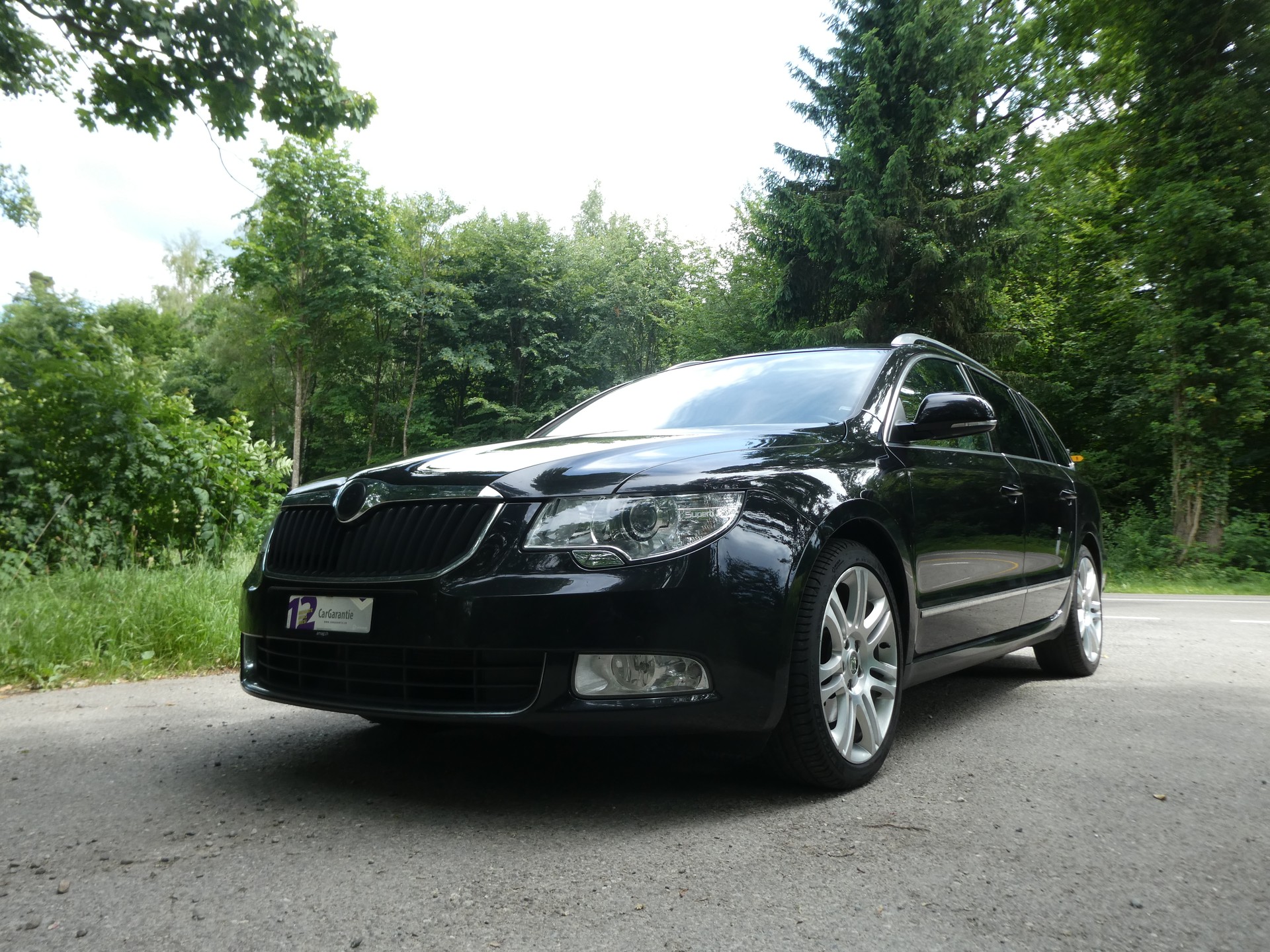 SKODA Superb Combi 2.0 TSI Elegance DSG-image-0