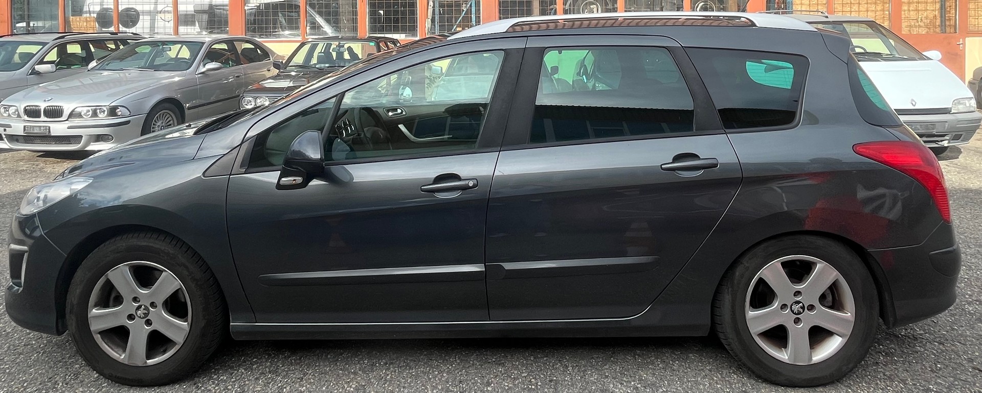 PEUGEOT 308 SW 2.0 HDI Business-image-7