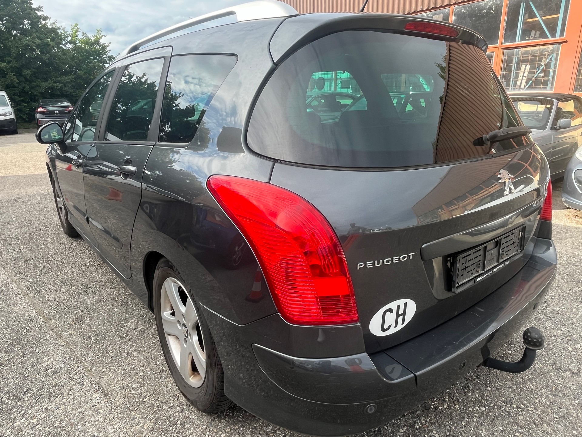 PEUGEOT 308 SW 2.0 HDI Business-image-6