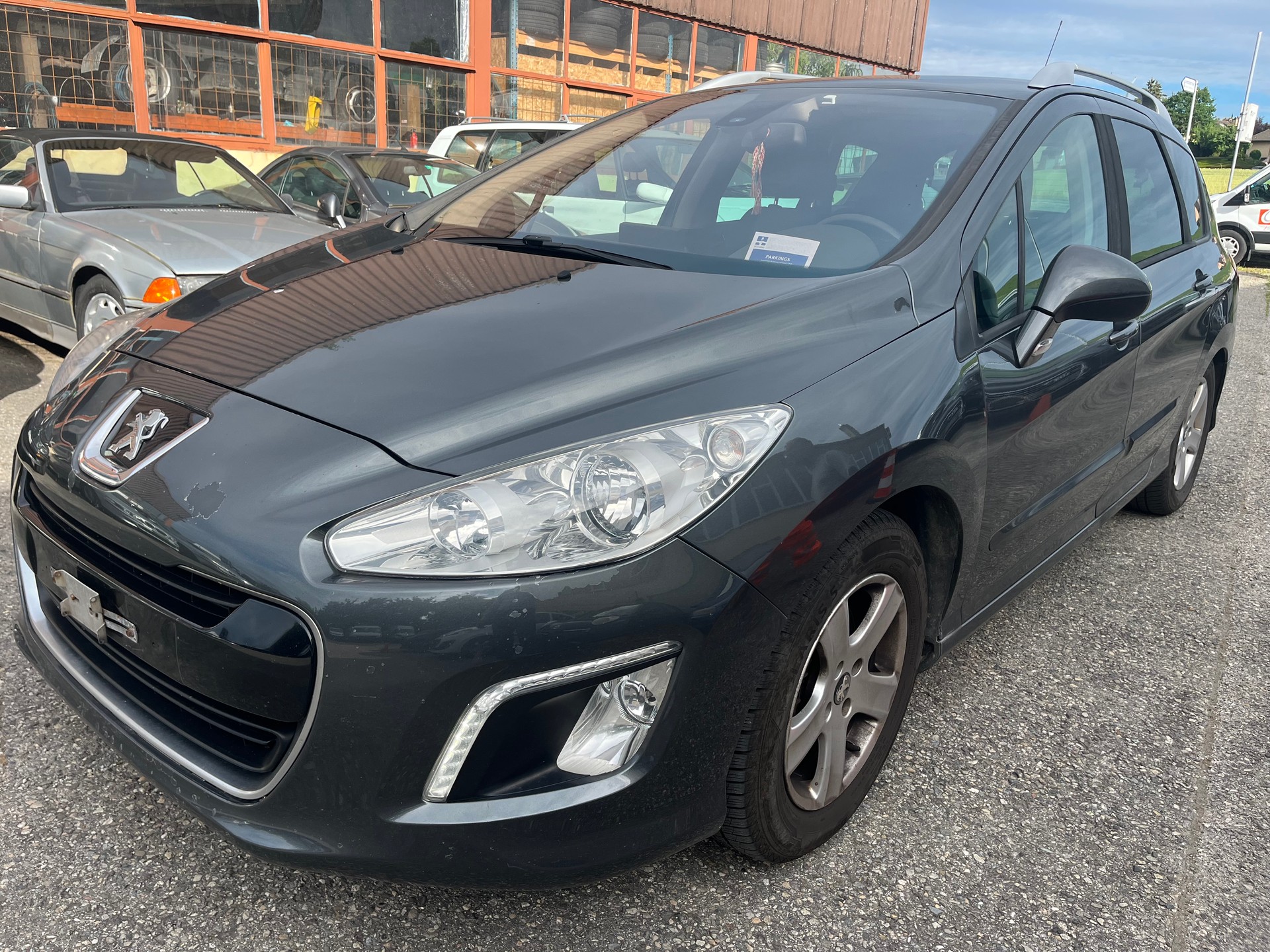 PEUGEOT 308 SW 2.0 HDI Business-image-0