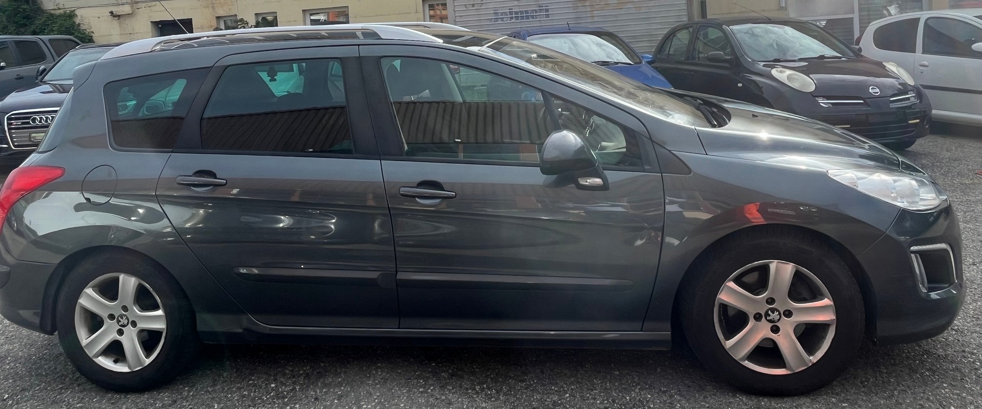 PEUGEOT 308 SW 2.0 HDI Business-image-3
