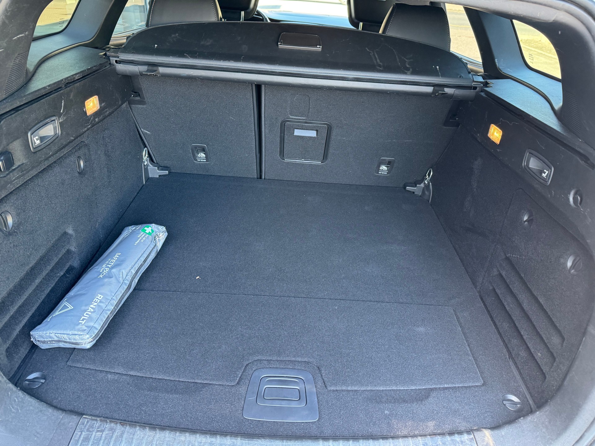 RENAULT Talisman Grandtour 2.0 Blue dCi Initiale Paris EDC-image-9