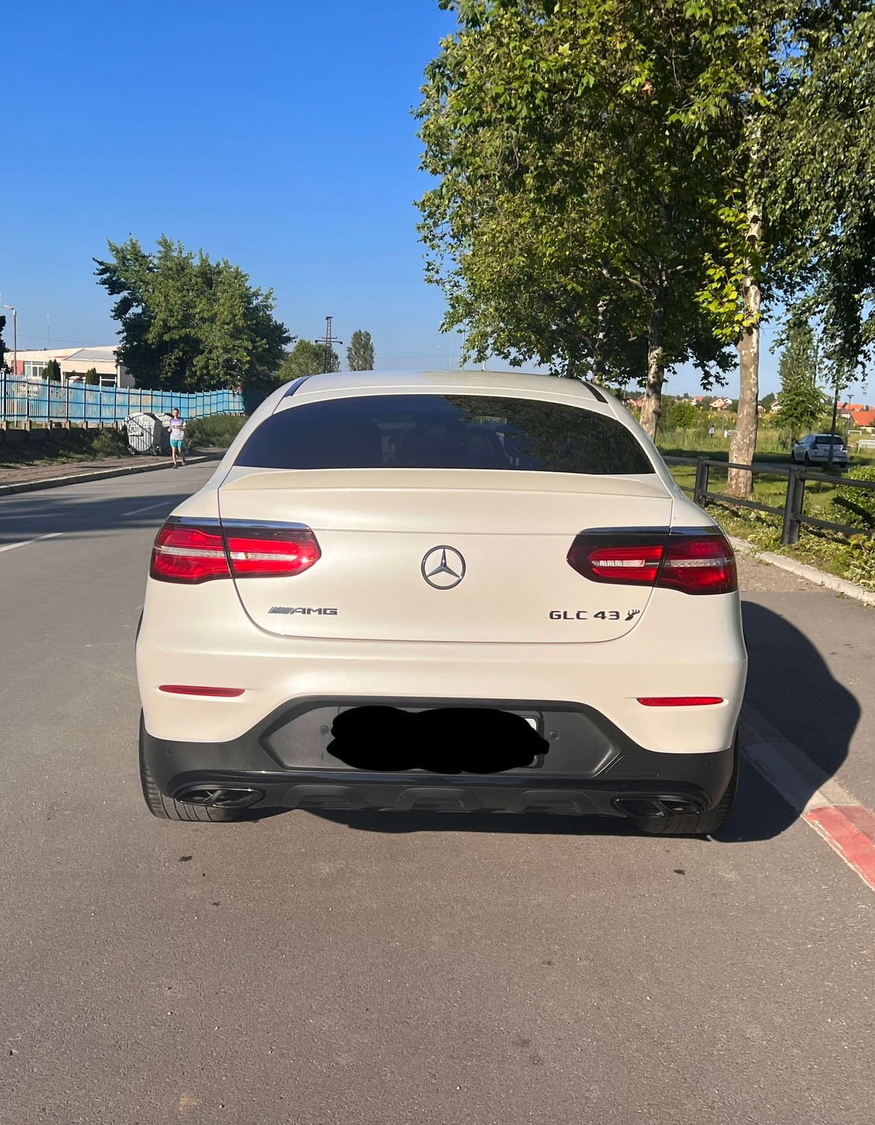 MERCEDES-BENZ GLC Coupé 43 AMG 4Matic 9G-Tronic-image-2