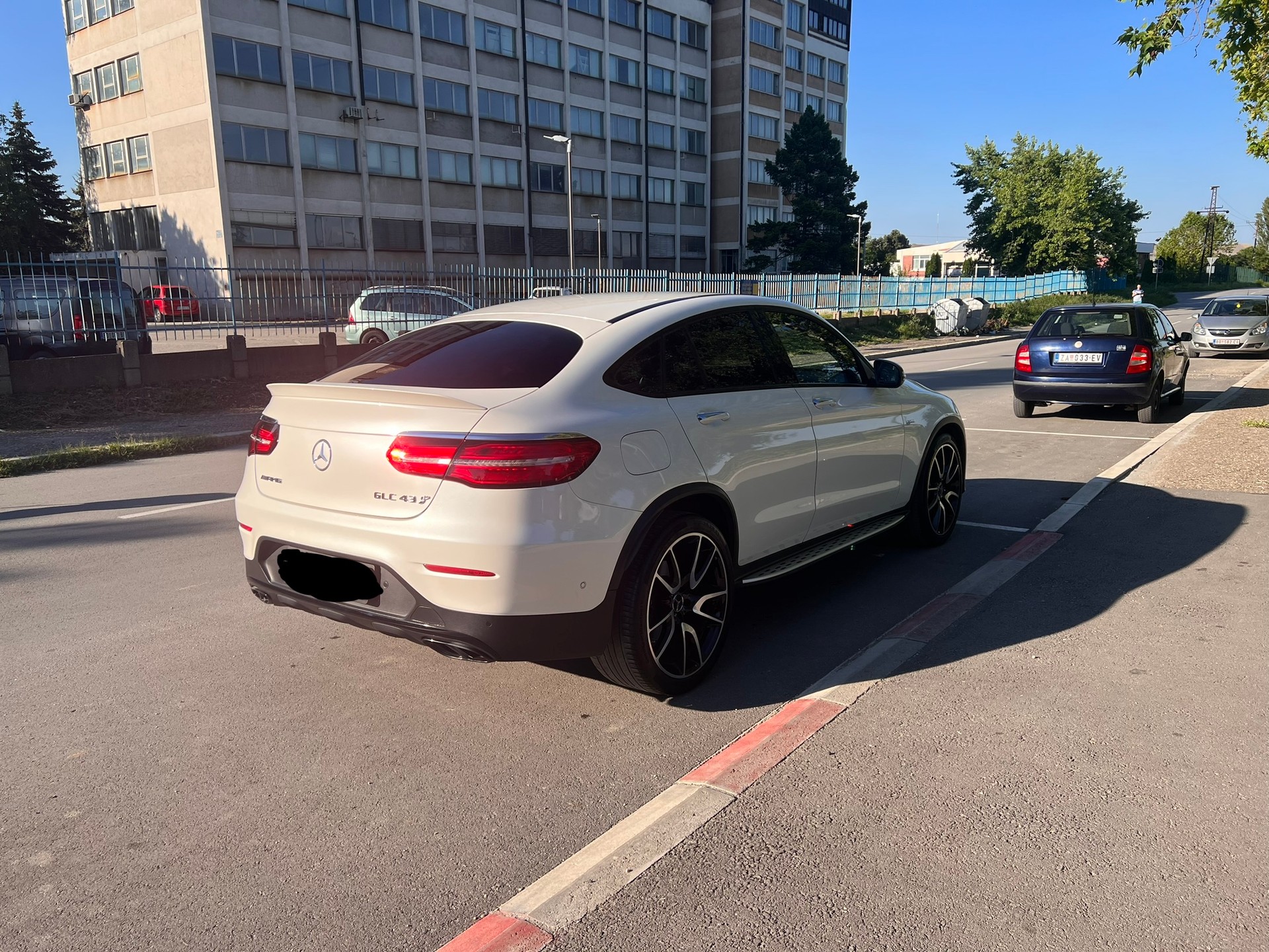 MERCEDES-BENZ GLC Coupé 43 AMG 4Matic 9G-Tronic-image-1