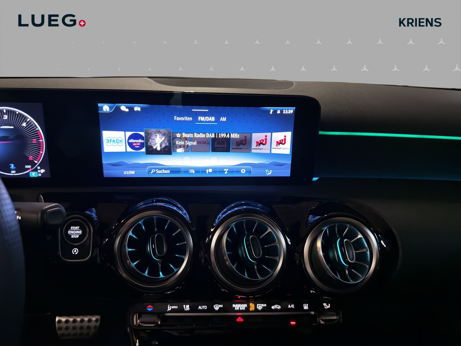 MERCEDES-BENZ A 200 d - AMG / Rückfahrkamera / Standheizung / Sitzmemory / Winkel-Assistent-image-10